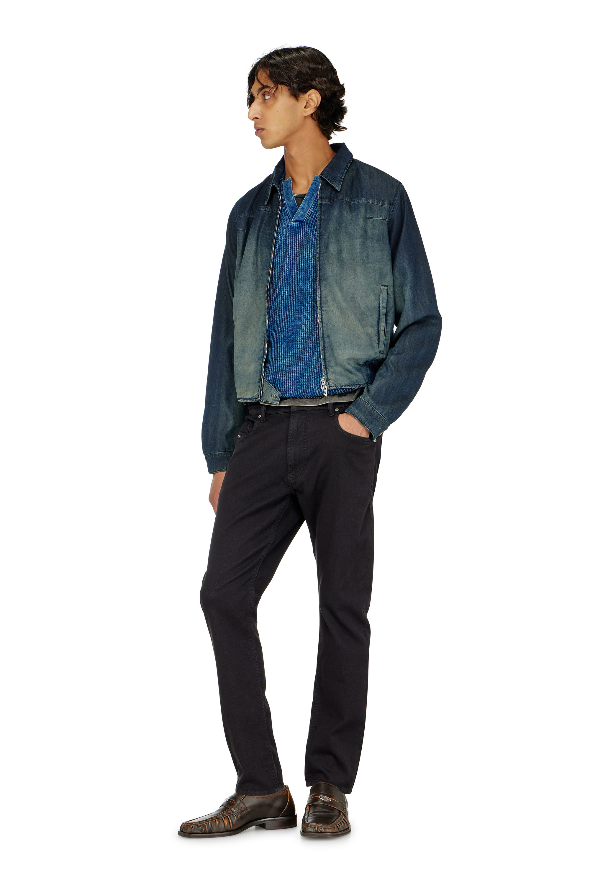Diesel - Regular 2032 D-Krooley-BW Joggjeans&reg; 068NH Uomo, Nero/Grigio scuro - Image 1