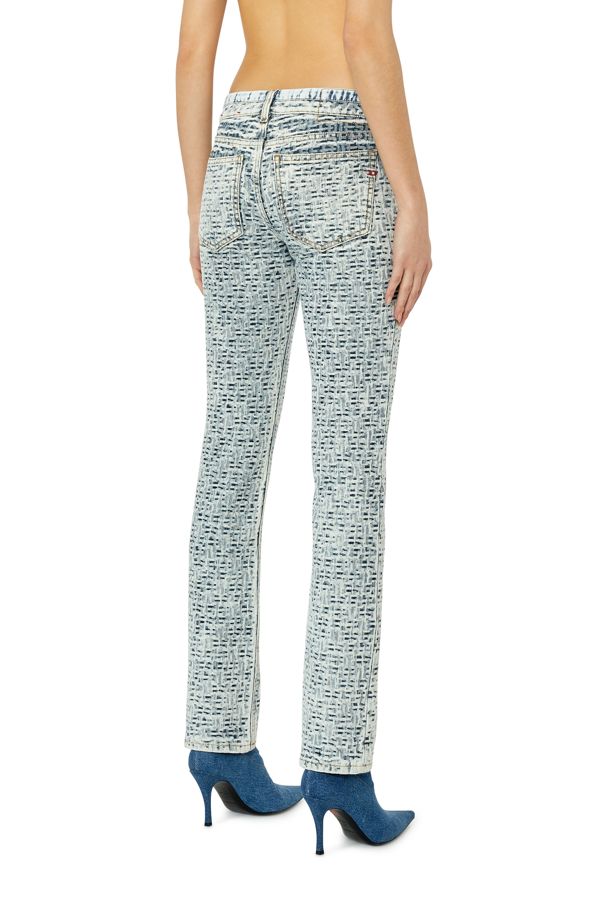 Diesel - 2002 0EMAA Straight Jeans, Bleu Clair - Image 2