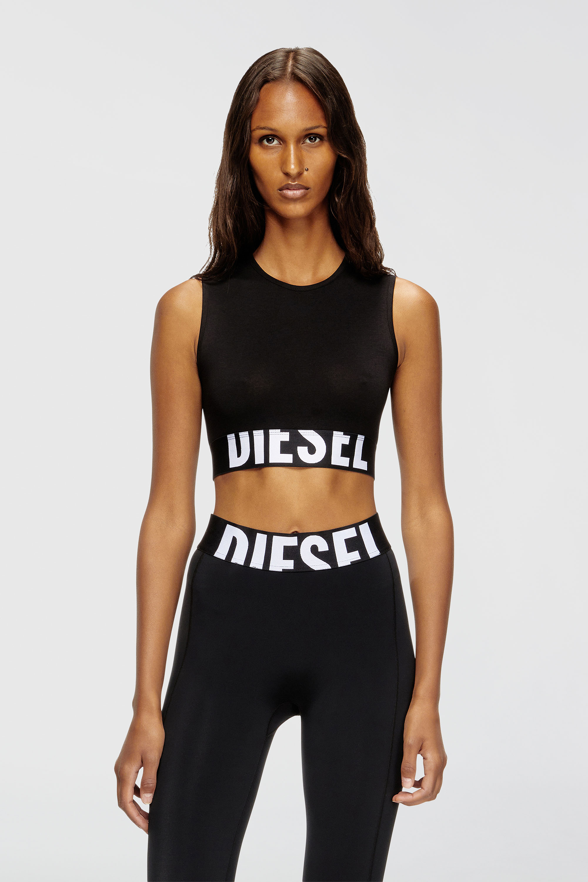 Diesel - ADA-D-POP, Crop top con logo tagliato Donna in Nero - 1