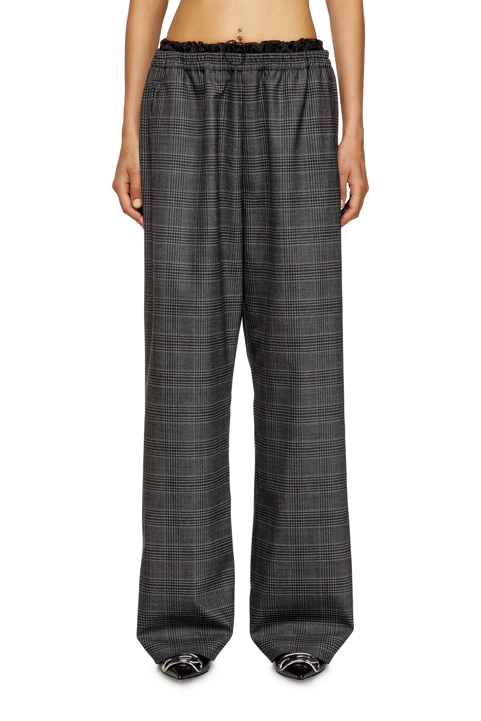 Diesel - P-YRITE, Pantaloni in lana con tasche a filo Donna in Nero - 1