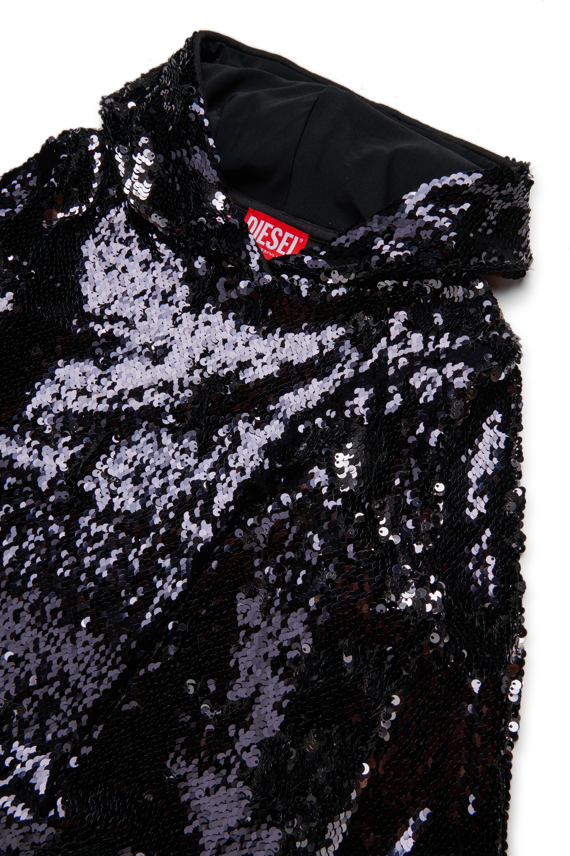 SEQUINSHOOD, Noir