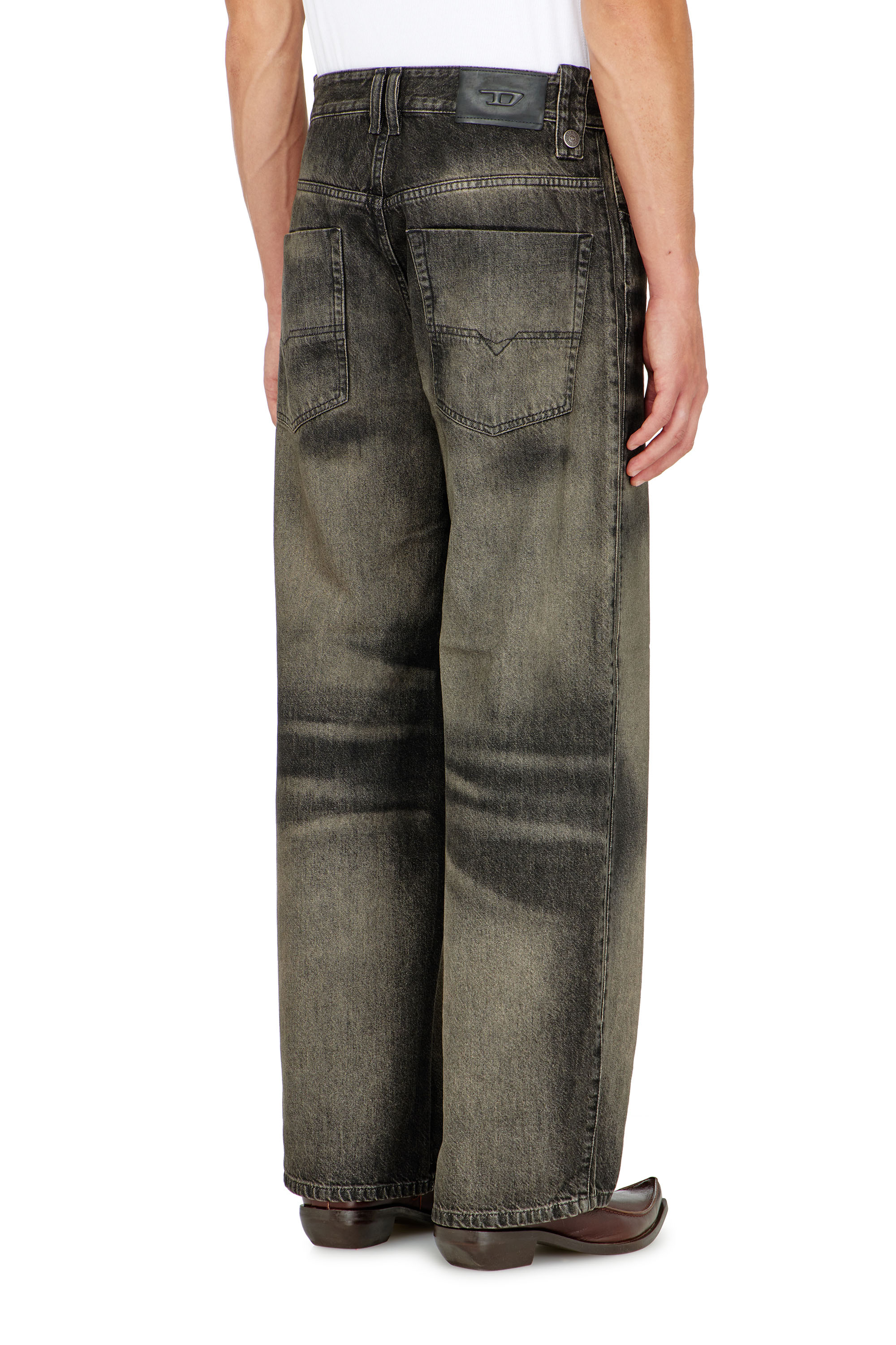 Diesel - Unisex Relaxed Jeans 1982 D-Hakou 09R33, Schwarz/Dunkelgrau - 5