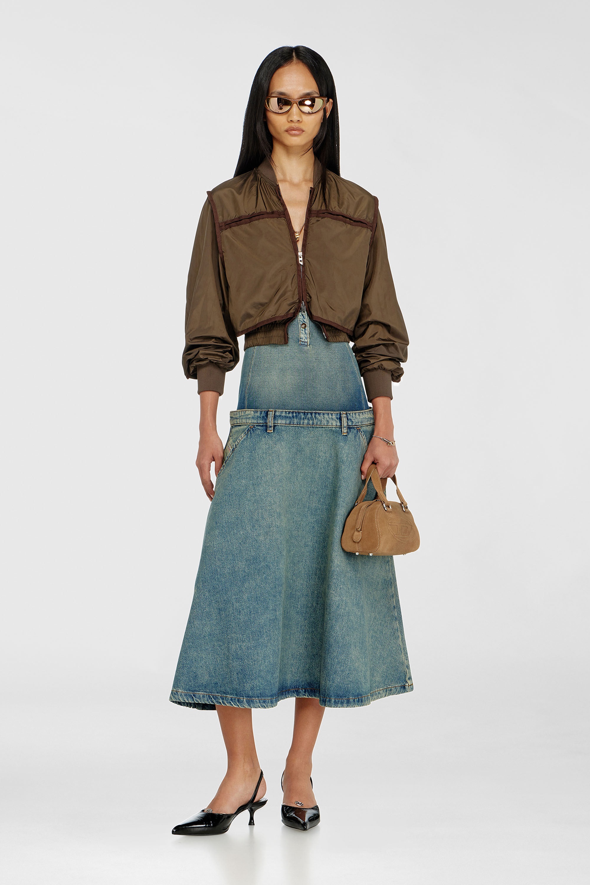 Diesel - G-OTHAM, Veste en nylon avec bandes ton sur ton Femme in Marron - 1