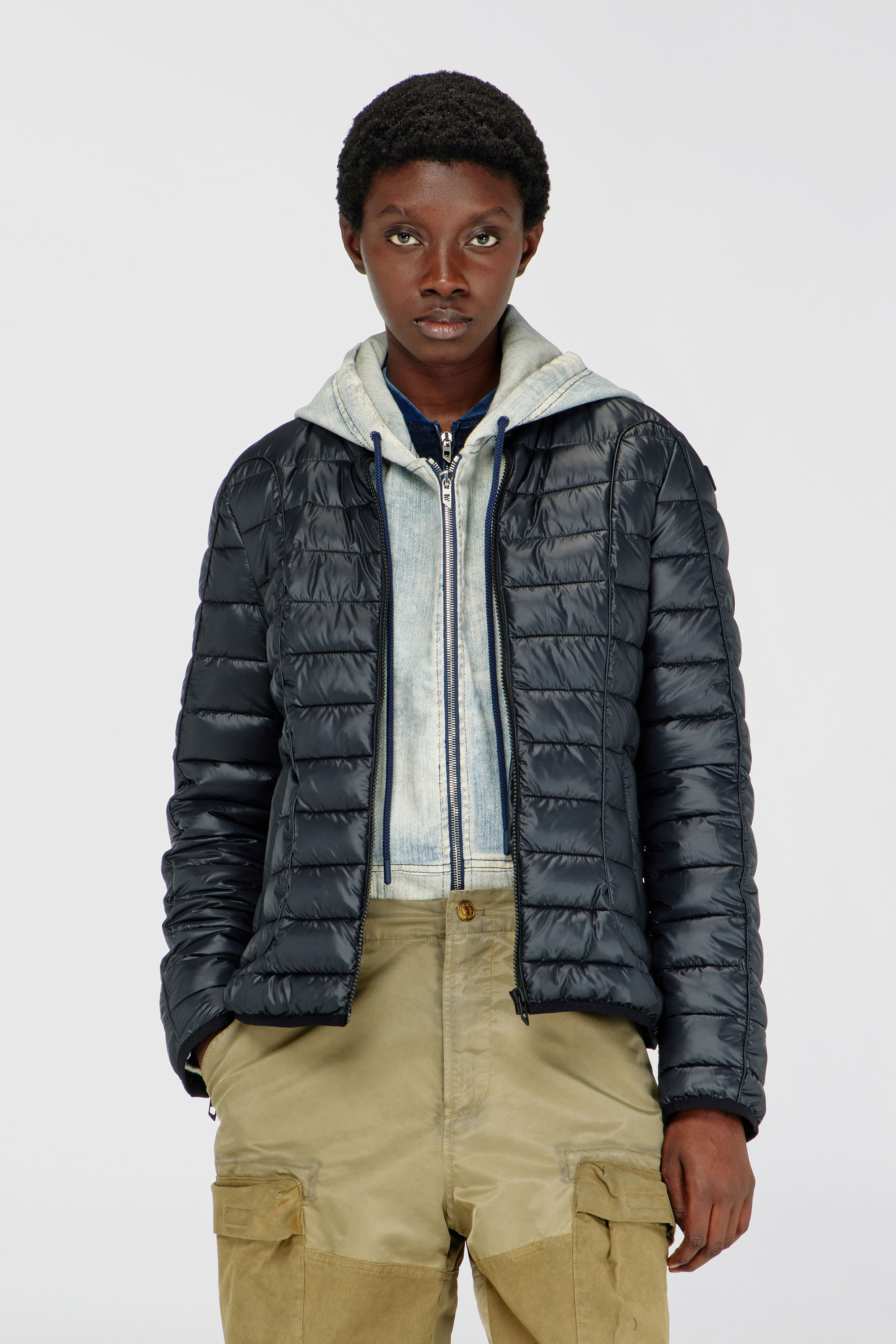 Diesel - W-PILOT-FEM, Doudoune avec d&eacute;tails de motard Femme in Noir - 1