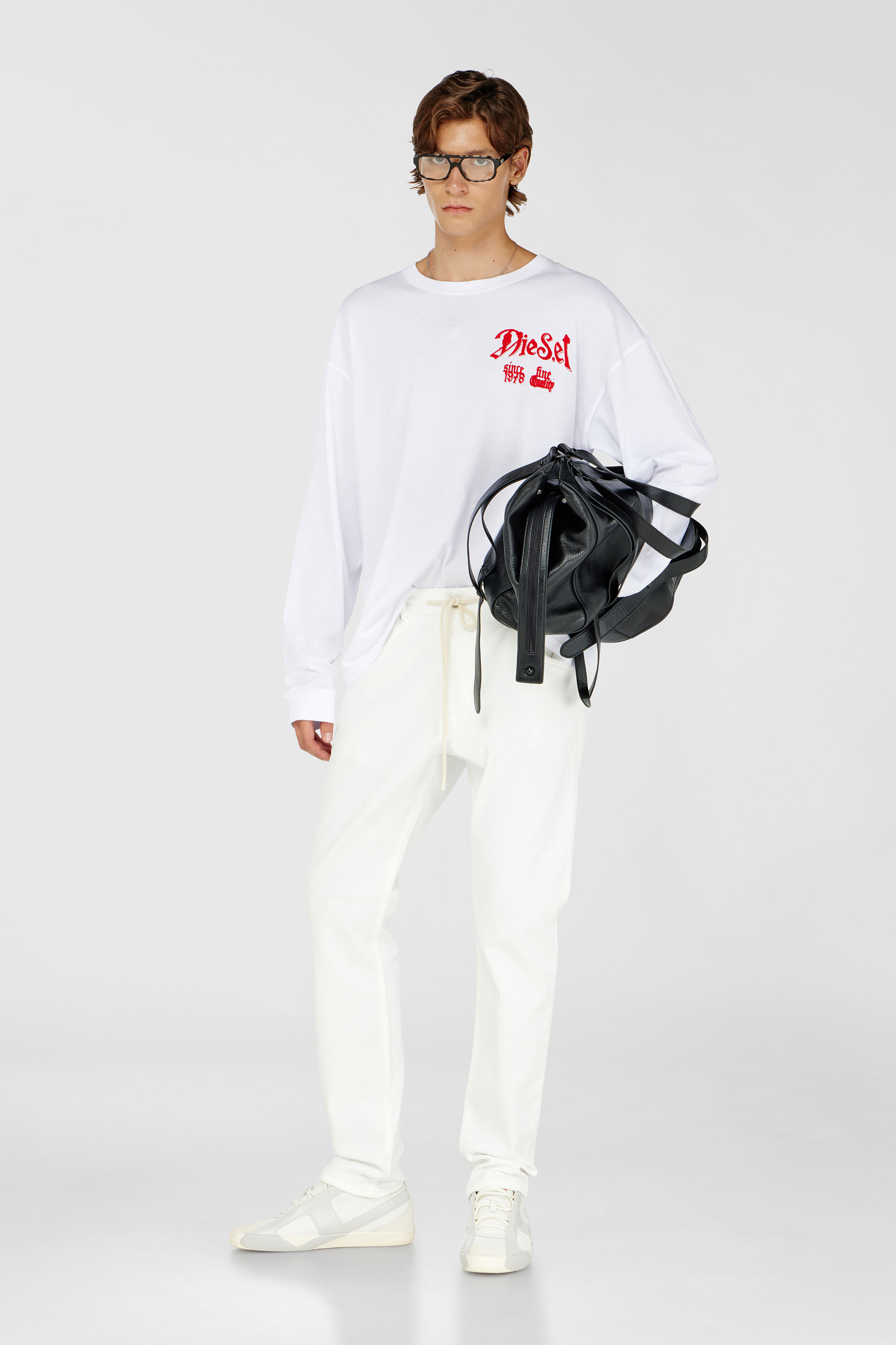 Diesel - Regular 2032 D-Krooley Joggjeans&reg; 068HX Homme, Blanc - Image 1
