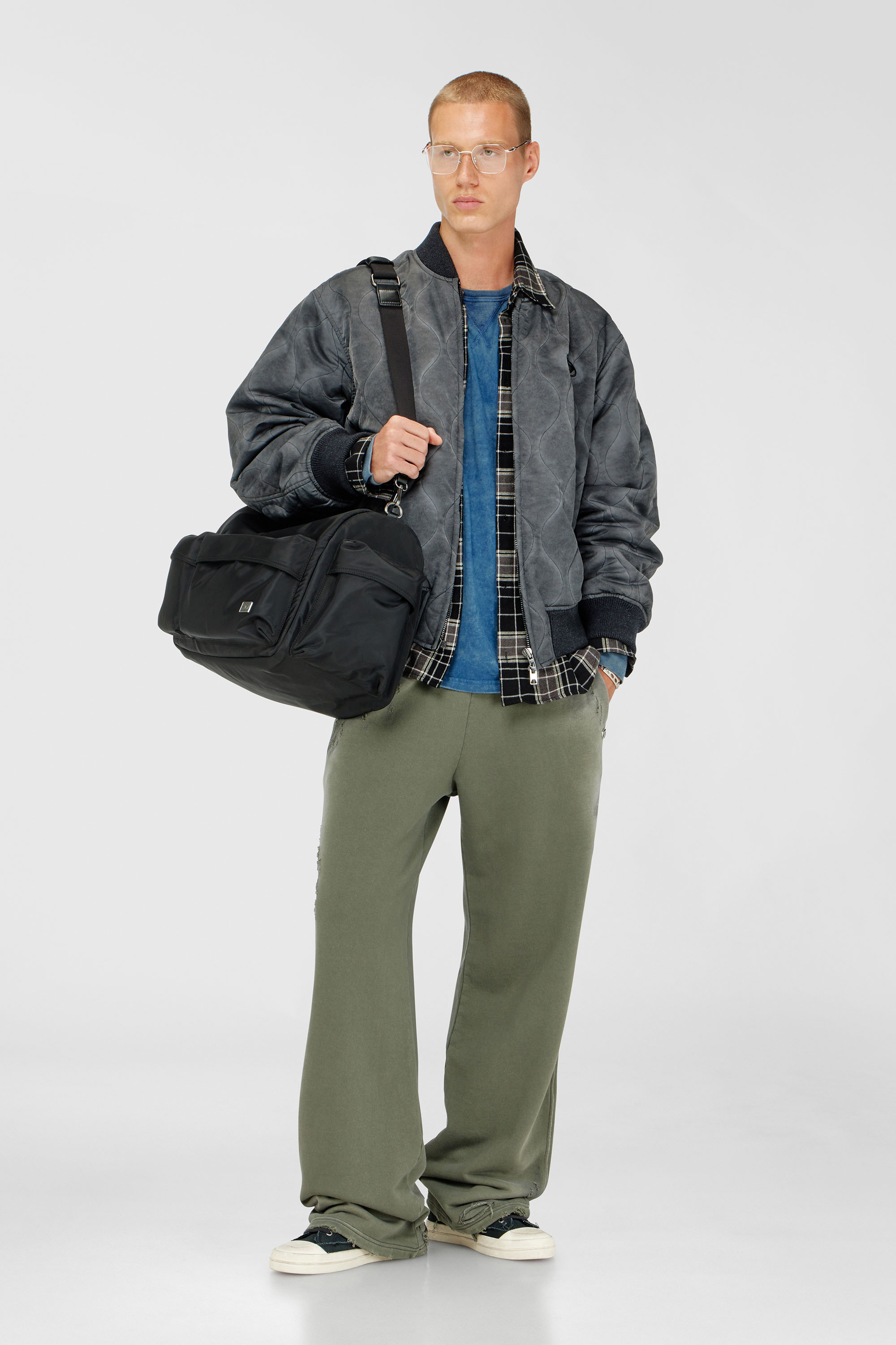 Sweatpants aus Baumwolle mit destroyed look