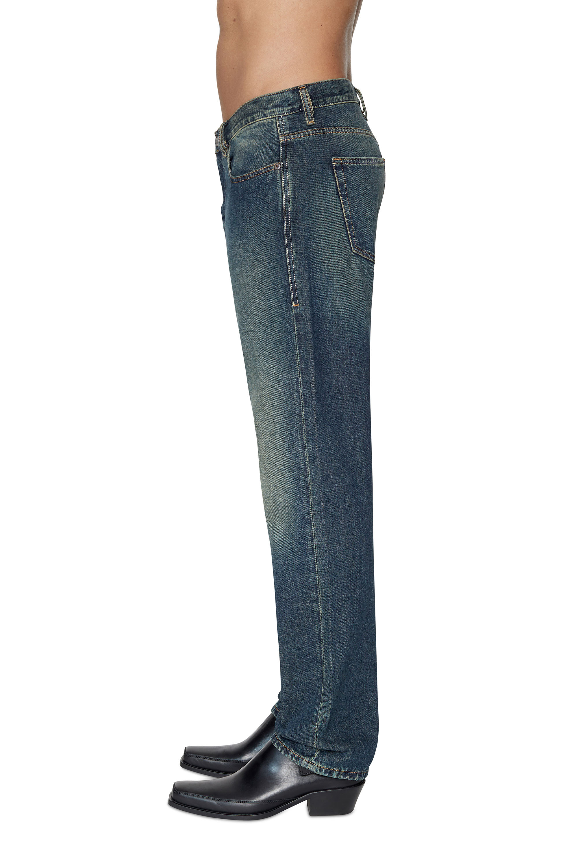 Diesel - 2020 D-Viker 09C04 Straight Jeans, Bleu Foncé - Image 4