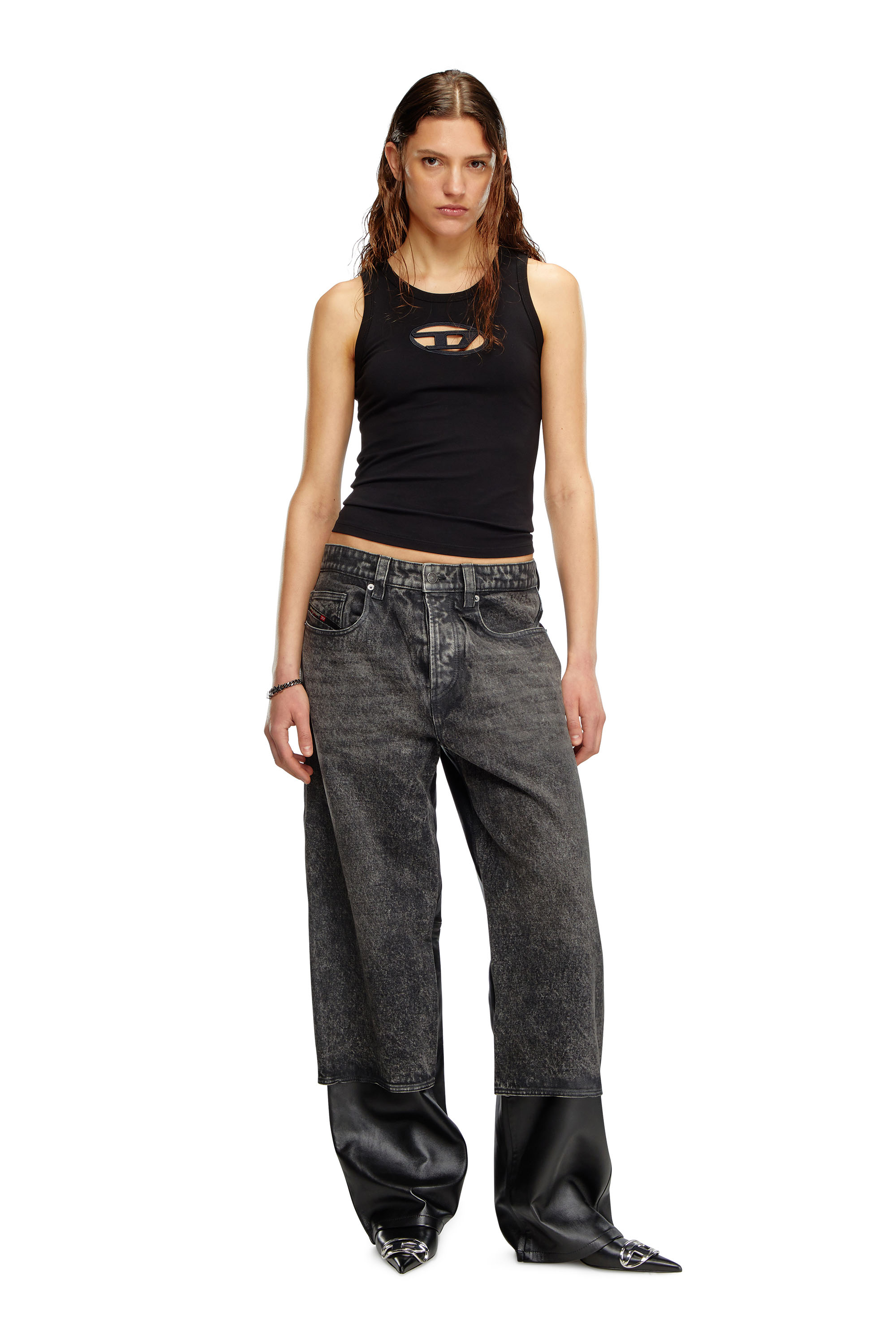 Diesel - T-LYNYS-OD, Canotta con logo Oval D cut-out Donna in Nero - 1