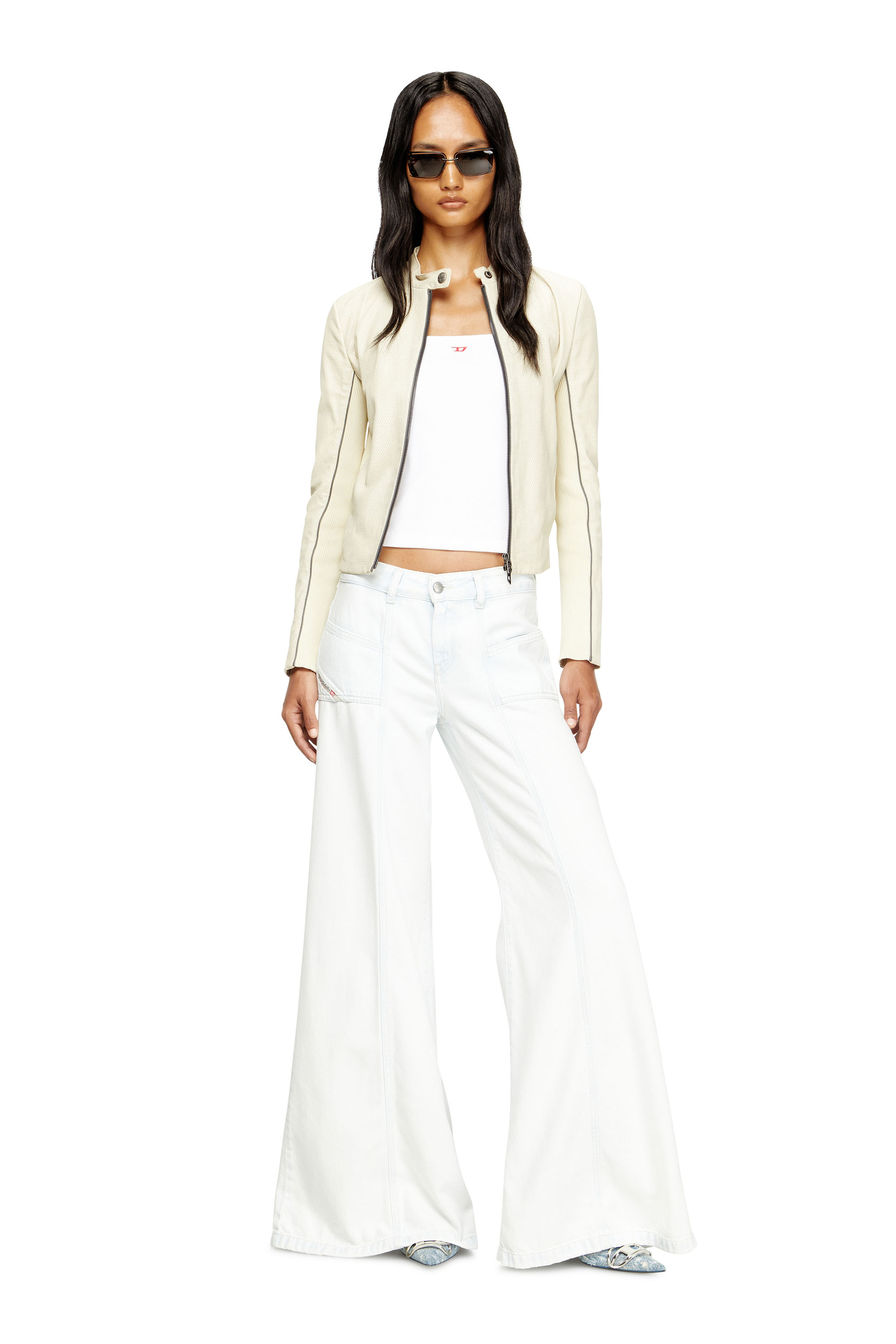 Flare Jeans D-Akii 09M08