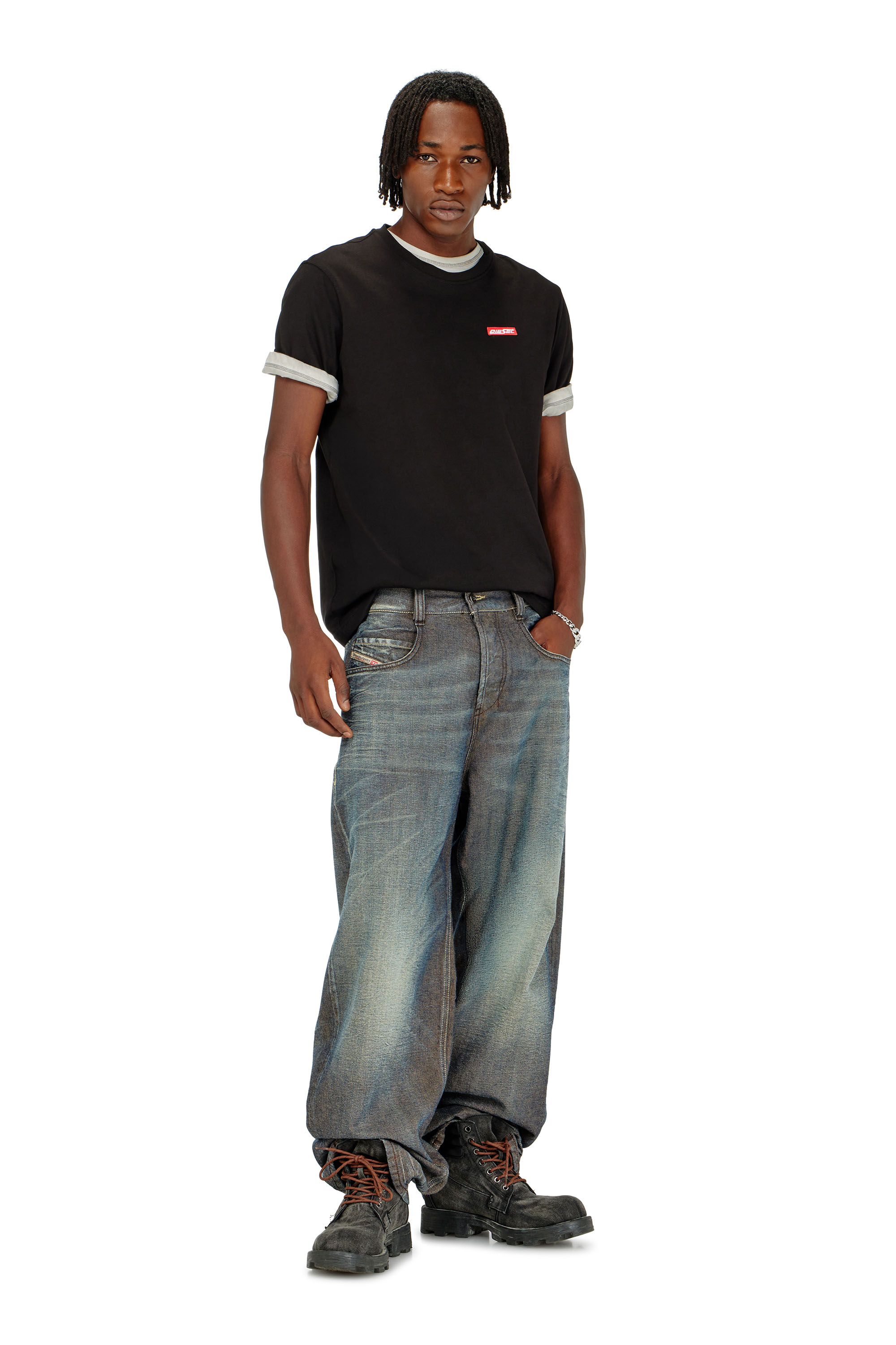 Diesel - T-ADJUST-AA12, Herren T-Shirt aus Baumwolle mit Logo patch in Schwarz - 2