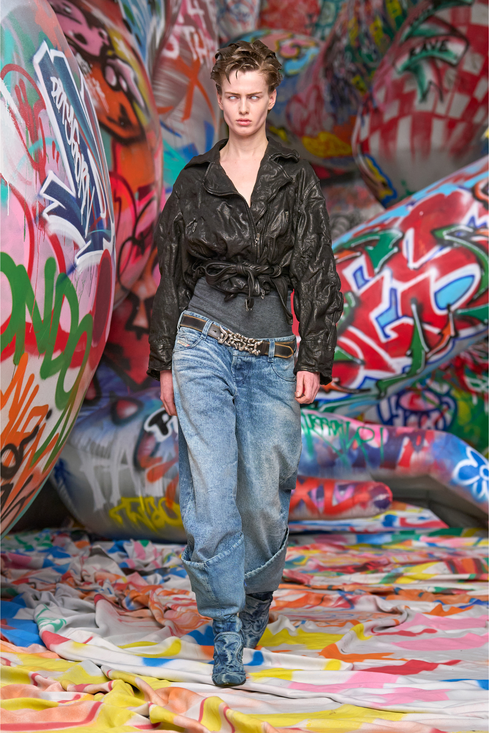 Diesel - Relaxed Jeans D-Eni 09N97 Femme, Bleu moyen - Image 6