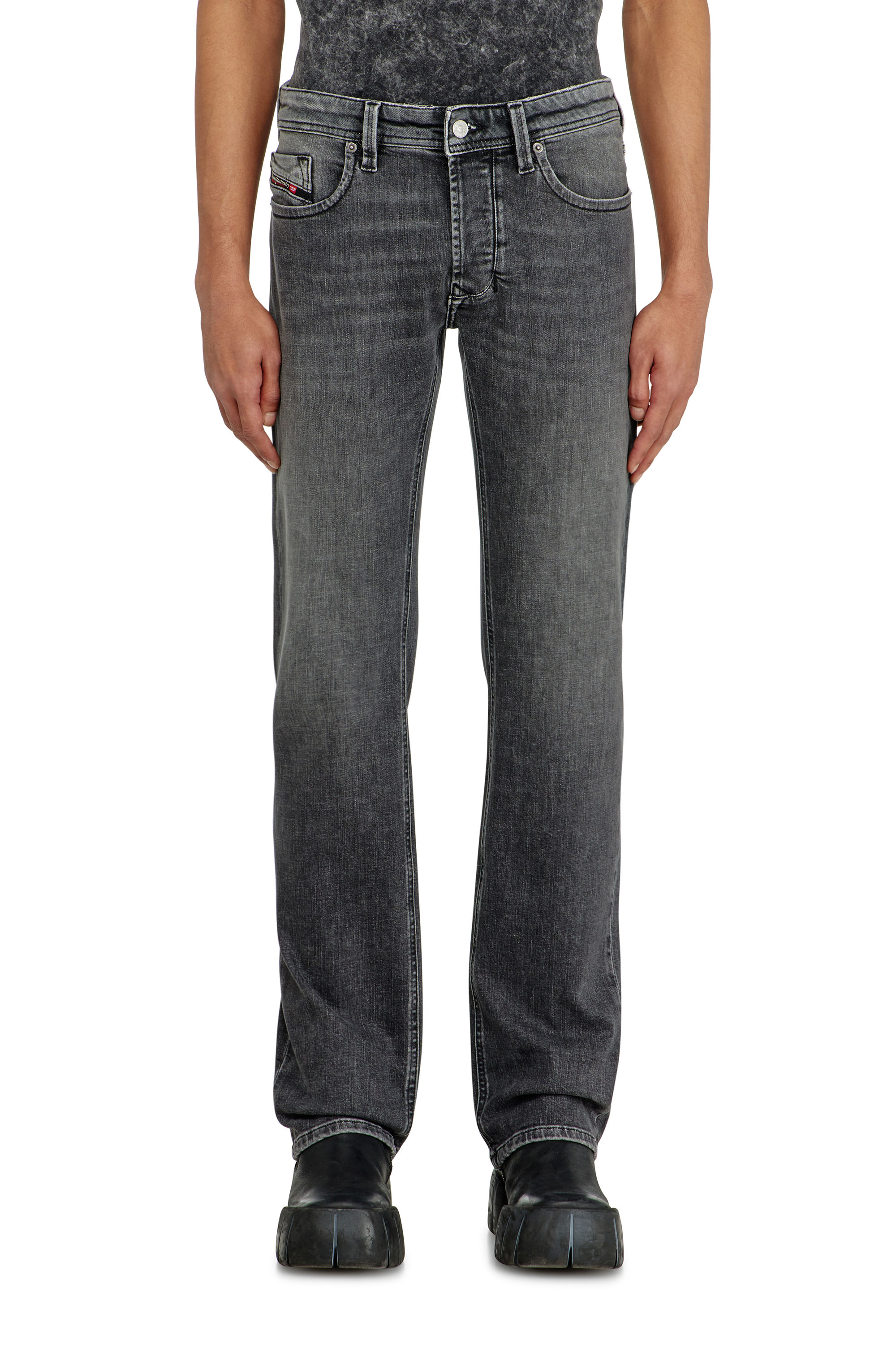 Diesel - Herren Regular Jeans 1985 Larkee 0HDBD, Schwarz/Dunkelgrau - 1