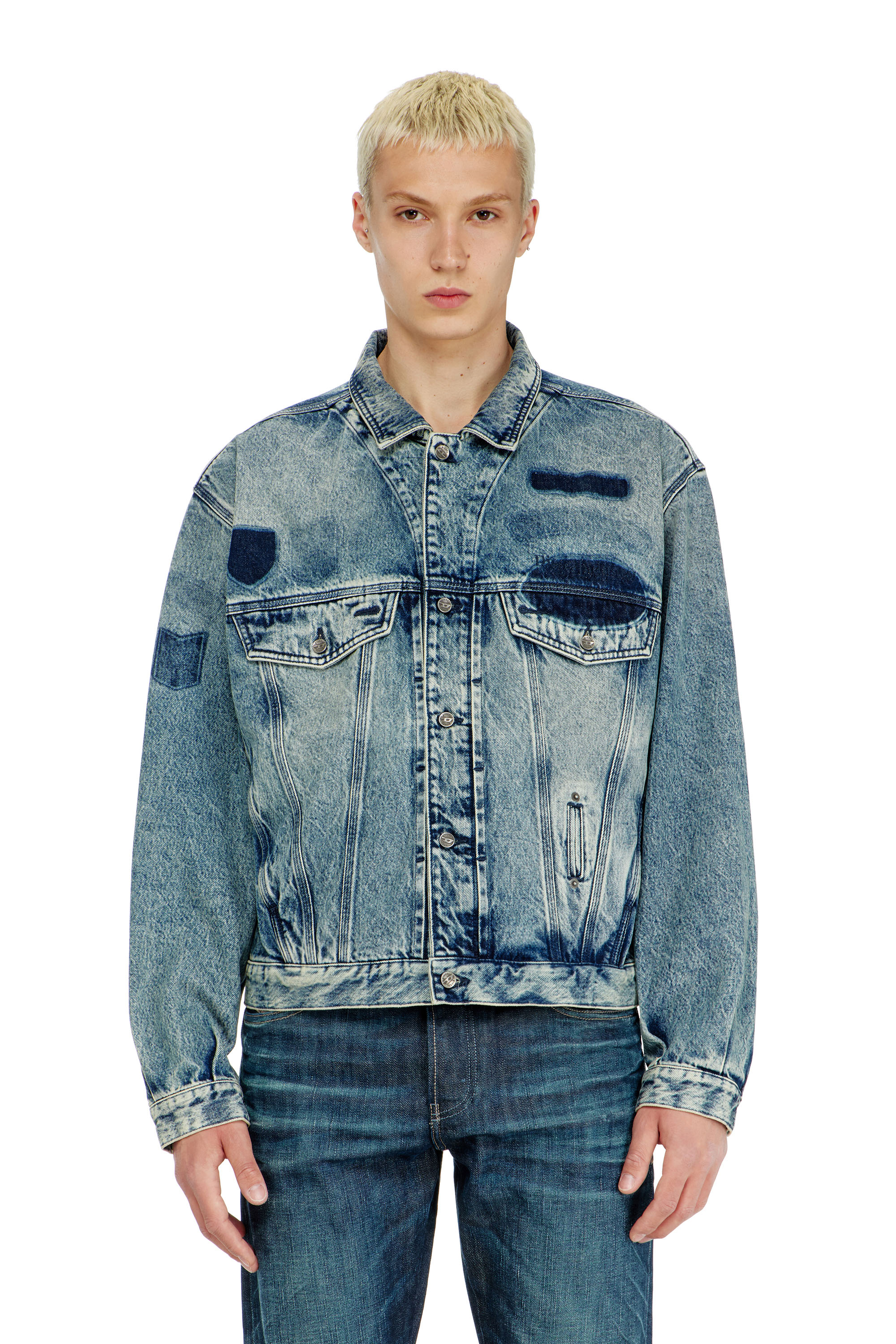 Diesel - D-DENVER-S2, Giacca trucker con effetto patch Unisex in Blu - 3