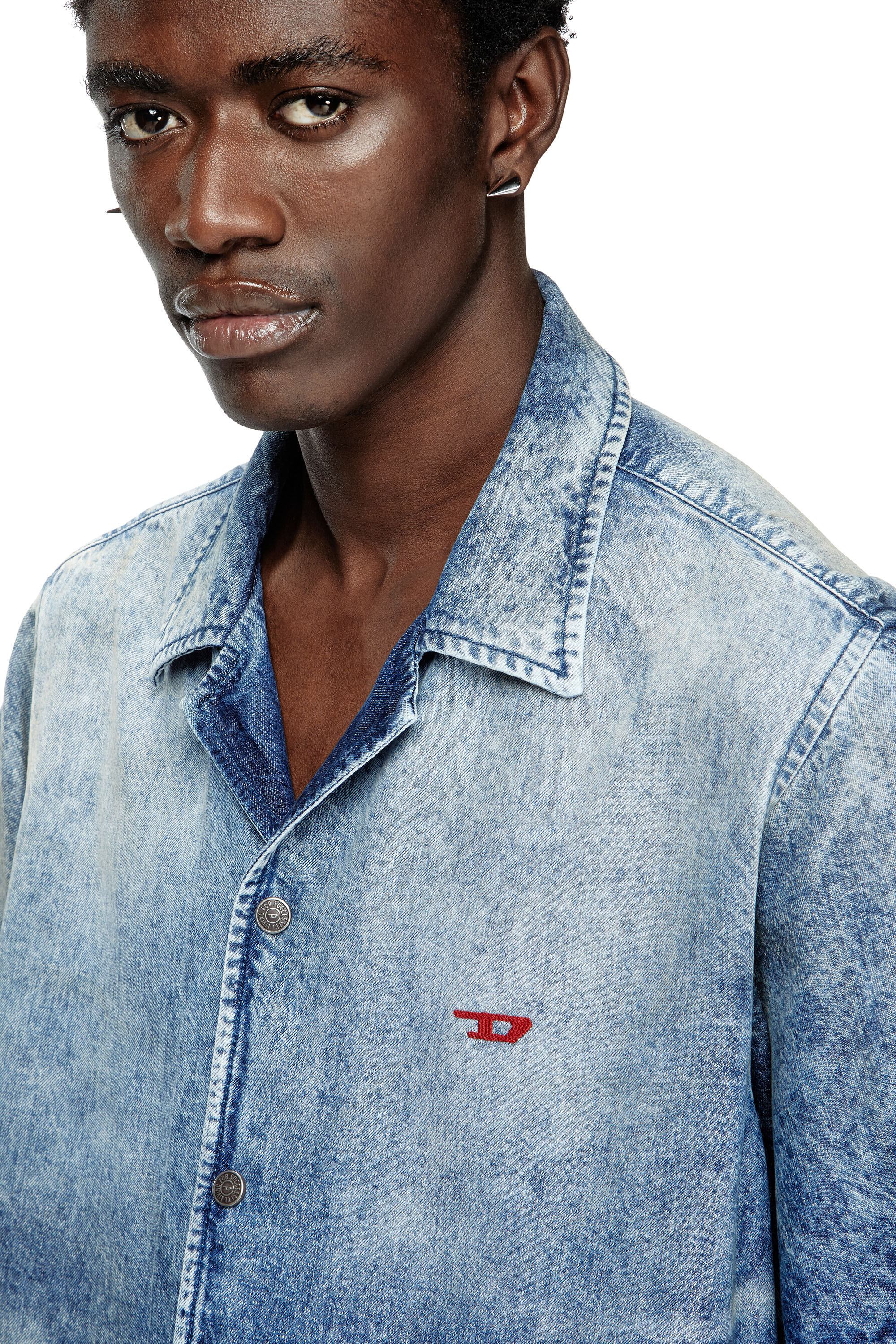 Diesel - D-NABIL-FSG, Camicia bowling in denim distressed Uomo in Blu - 5