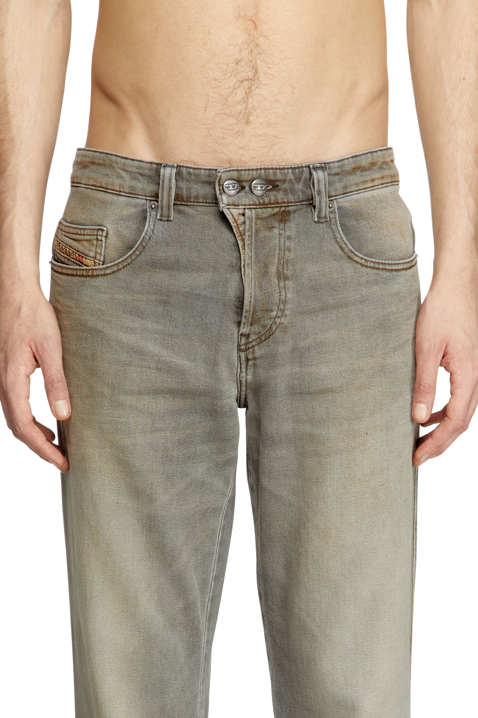 Diesel - Bootcut Jeans 1998 D-Buck 09L37 Uomo, Grigio Chiaro - Image 5