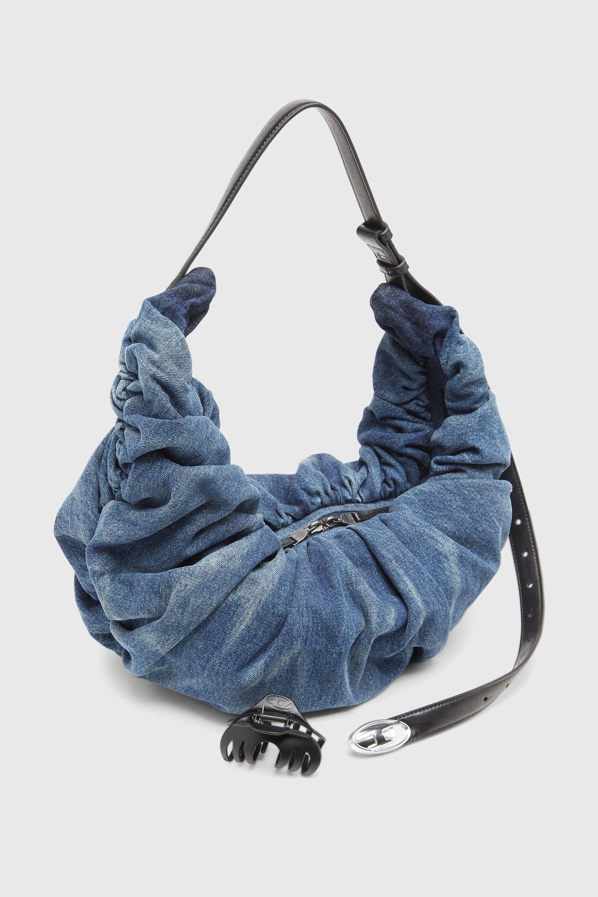 Diesel - GRAB-D HOBO L, Grab-D-Borsa hobo grande arricciata in denim trattato Donna in Blu - 5