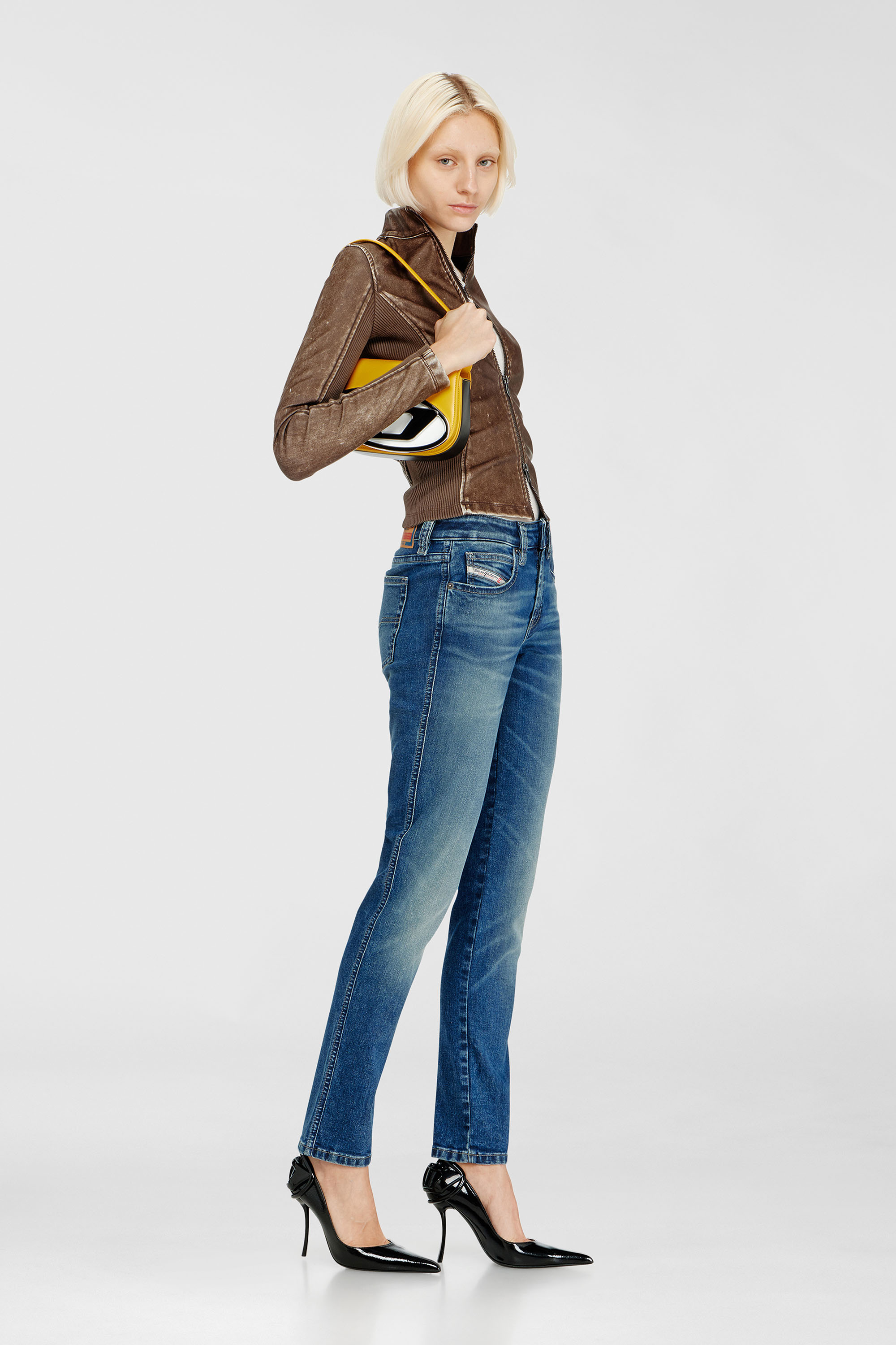 Diesel - Woman's Slim Jeans 1992 D-Jiann 0DBEE, Medium blue - 1
