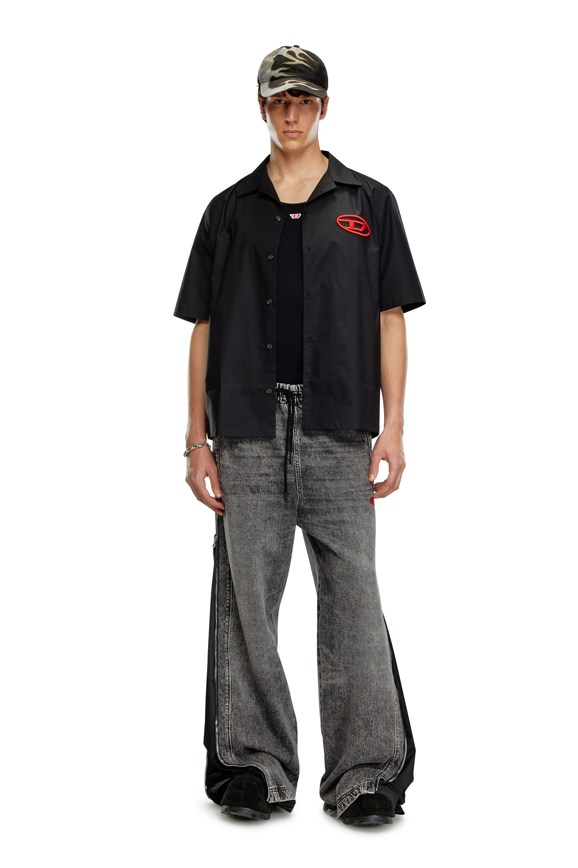 Diesel - S-MAC-C, Chemise bowling avec logo brodé Homme in Noir - 1