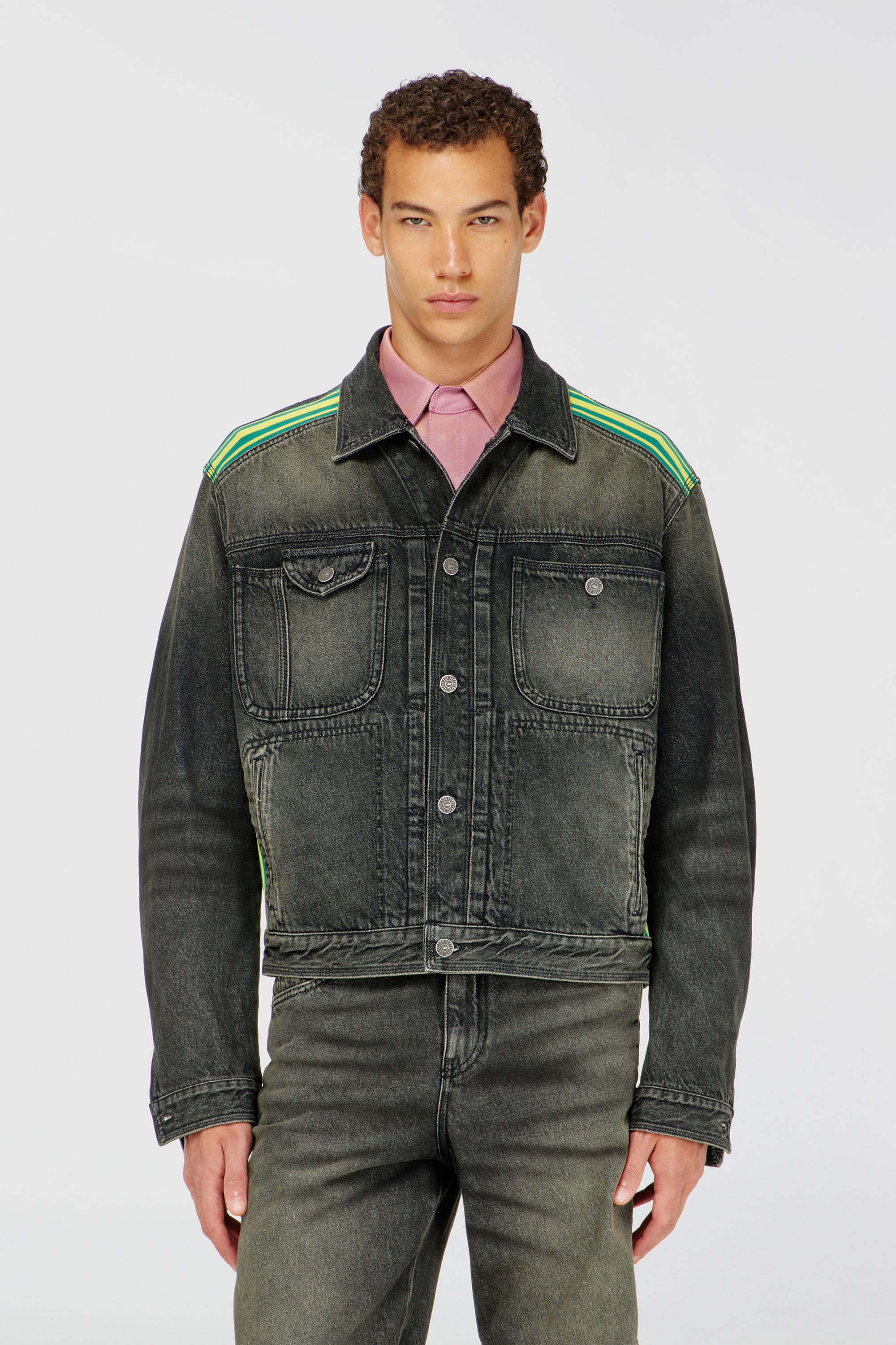 Diesel - D-BAS-FSJ1, Giacca trucker con bande a righe sulle spalle Uomo in Grigio - 3