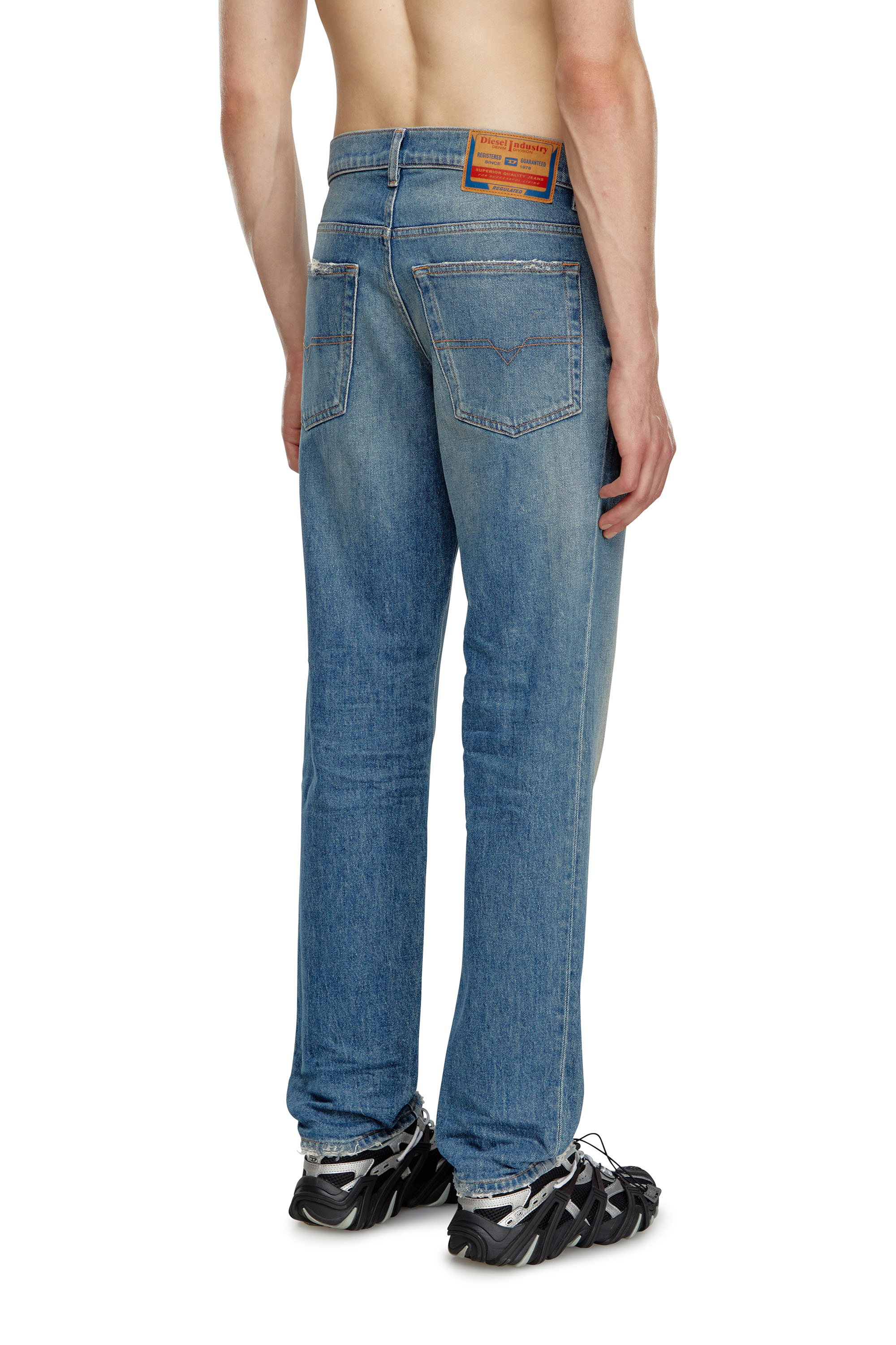 Diesel - Uomo Tapered Jeans 2023 D-Finitive 0GRDB, Blu Chiaro - Image 4