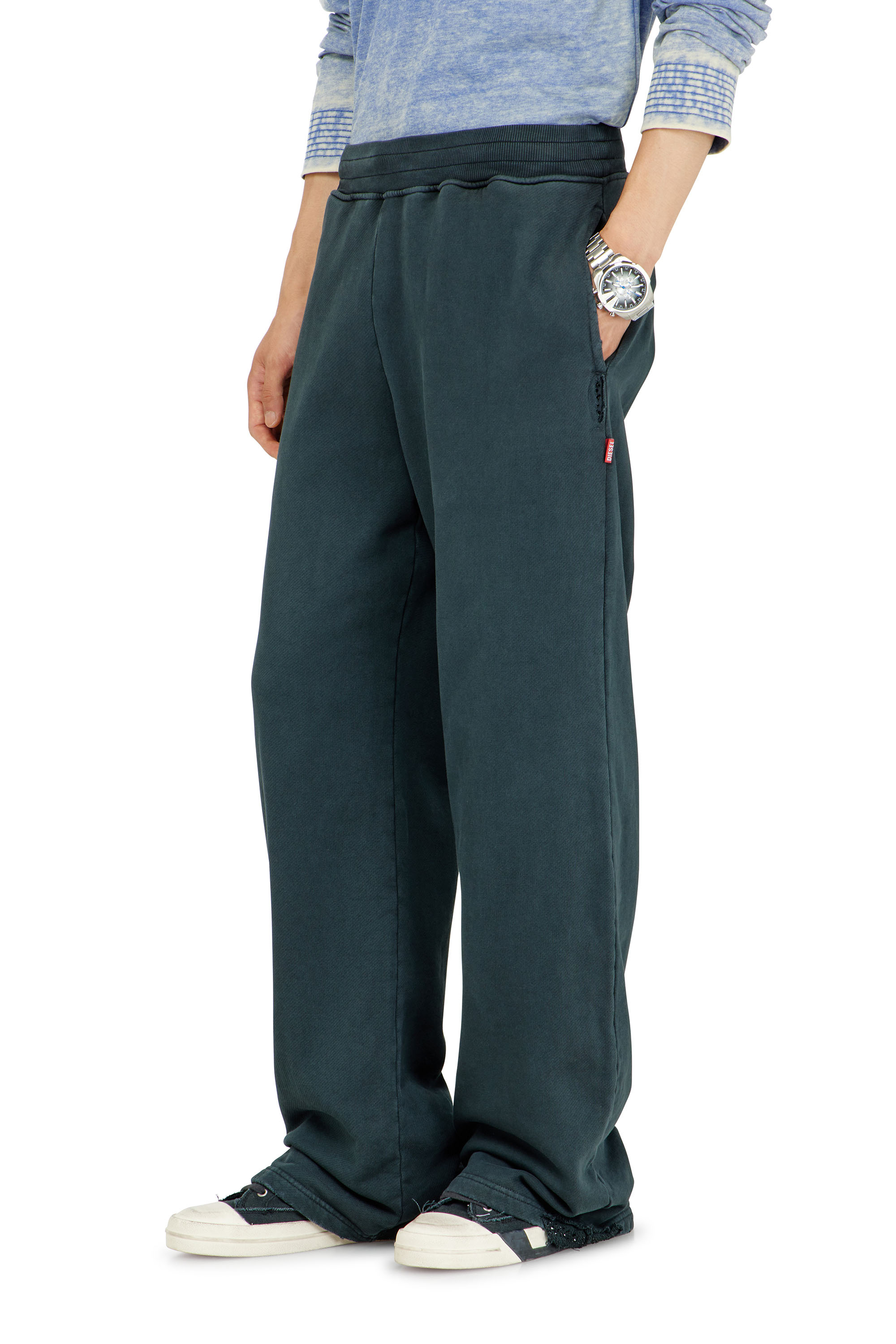 Diesel - P-MARTAINS-CRYSTALS, Pantalon de surv&ecirc;tement effet us&eacute; avec d&eacute;tails en cristal Homme in ToBeDefined - 2