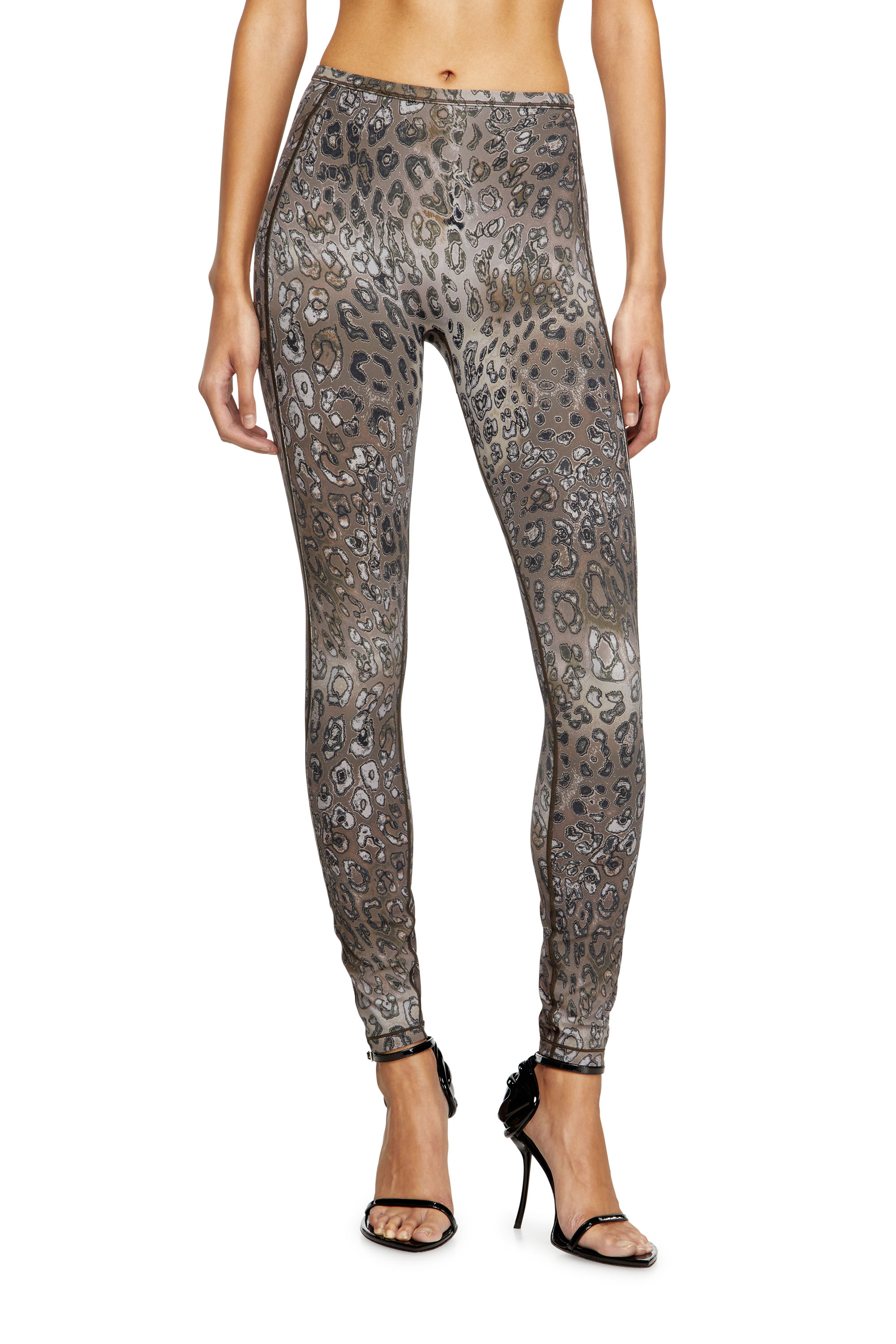 Diesel - MEREDITH-UTLT, Leggings in nylon a stampa leopardata Donna in Marrone - 4