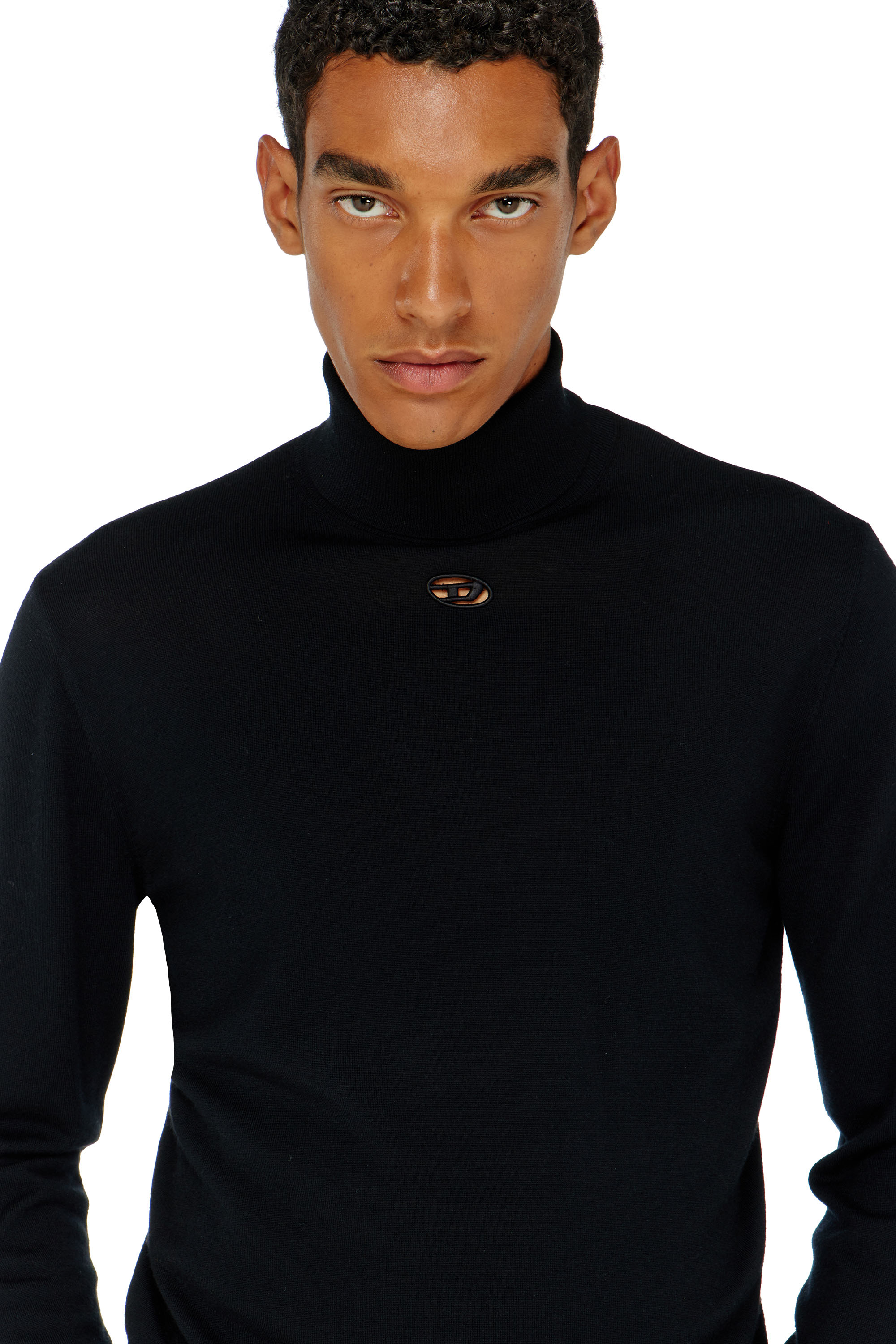 Diesel - K-VARTA, Dolcevita in lana con logo cut-out Uomo in Nero - 5