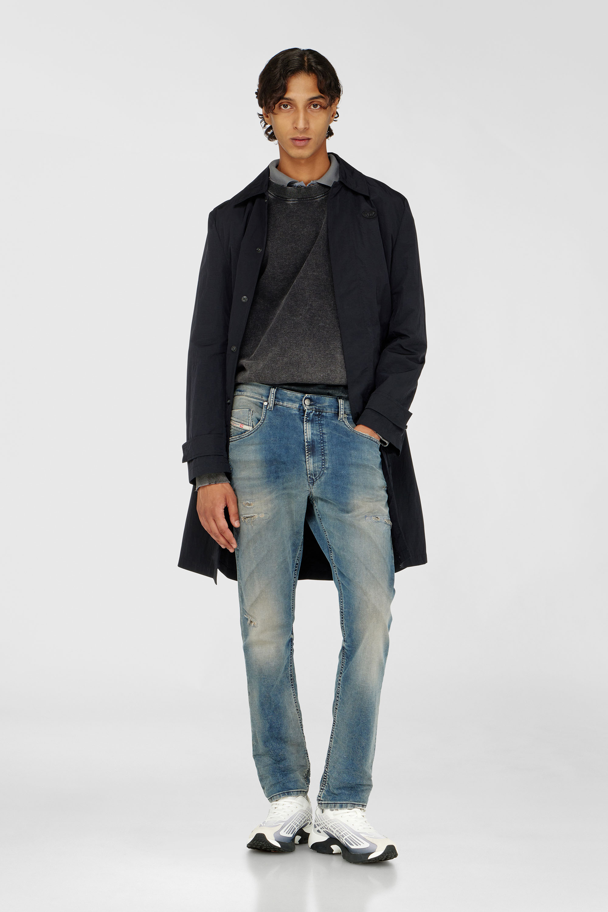 Diesel - Regular 2032 D-Krooley-BW Joggjeans&reg; 068WY Uomo, Blu medio - Image 1