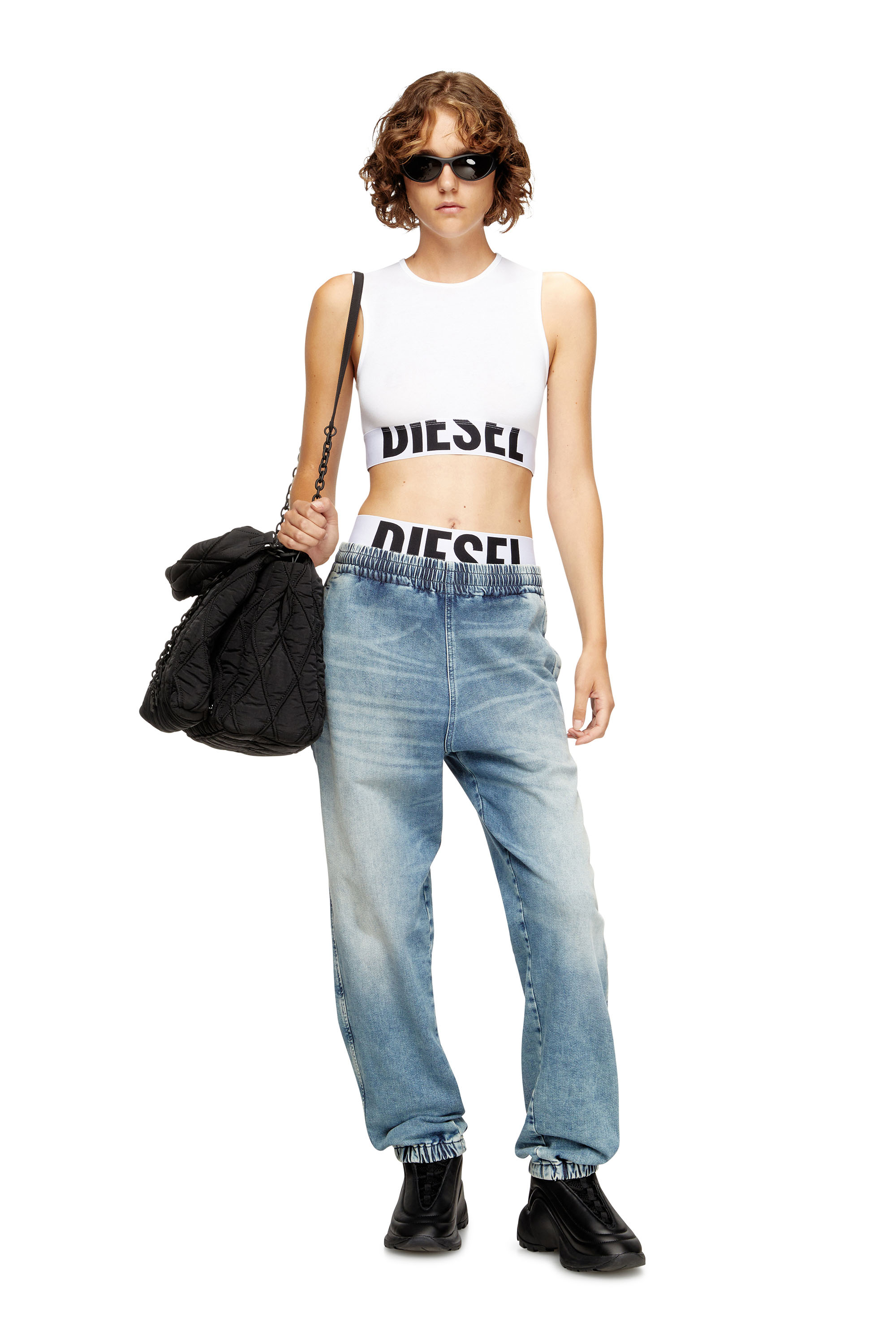 Diesel - ADA-D-POP, Débardeur crop avec logo découpé Femme in Blanc - 6