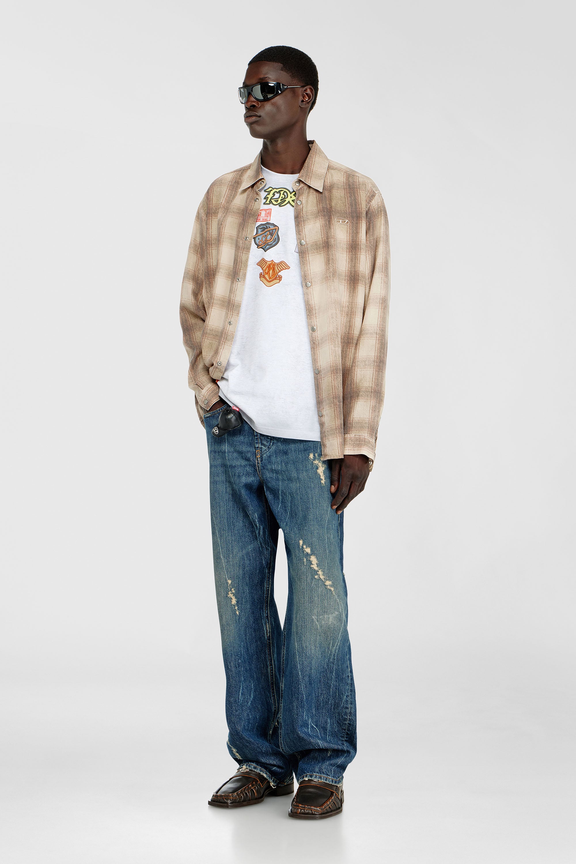 Diesel - T-BOXT-AA6, Herren T-Shirt aus Baumwolle mit all-over patches print in Wei&szlig; - 1