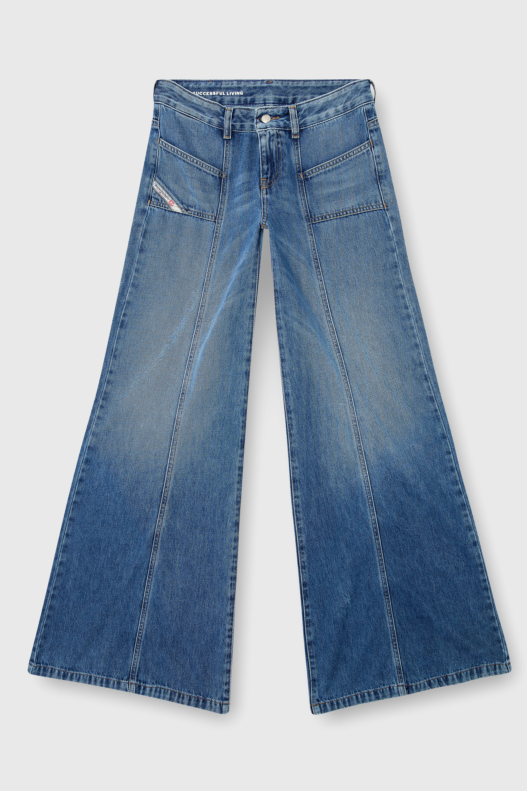 Diesel - Flare Jeans D-Akii 09M56 Femme, Bleu moyen - Image 2