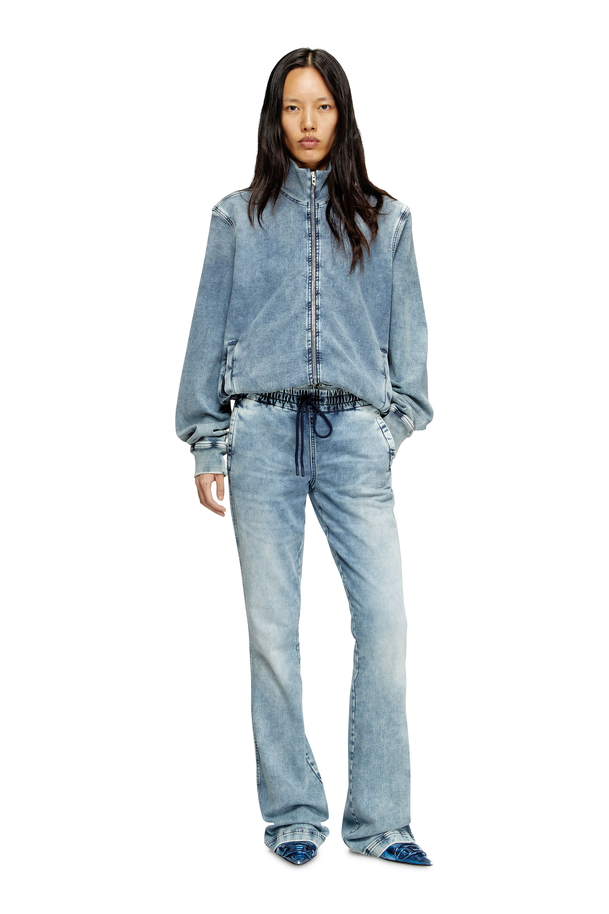 Diesel - Bootcut 2069 D-Ebbey Joggjeans® 09M32 Donna, Blu Chiaro - Image 2
