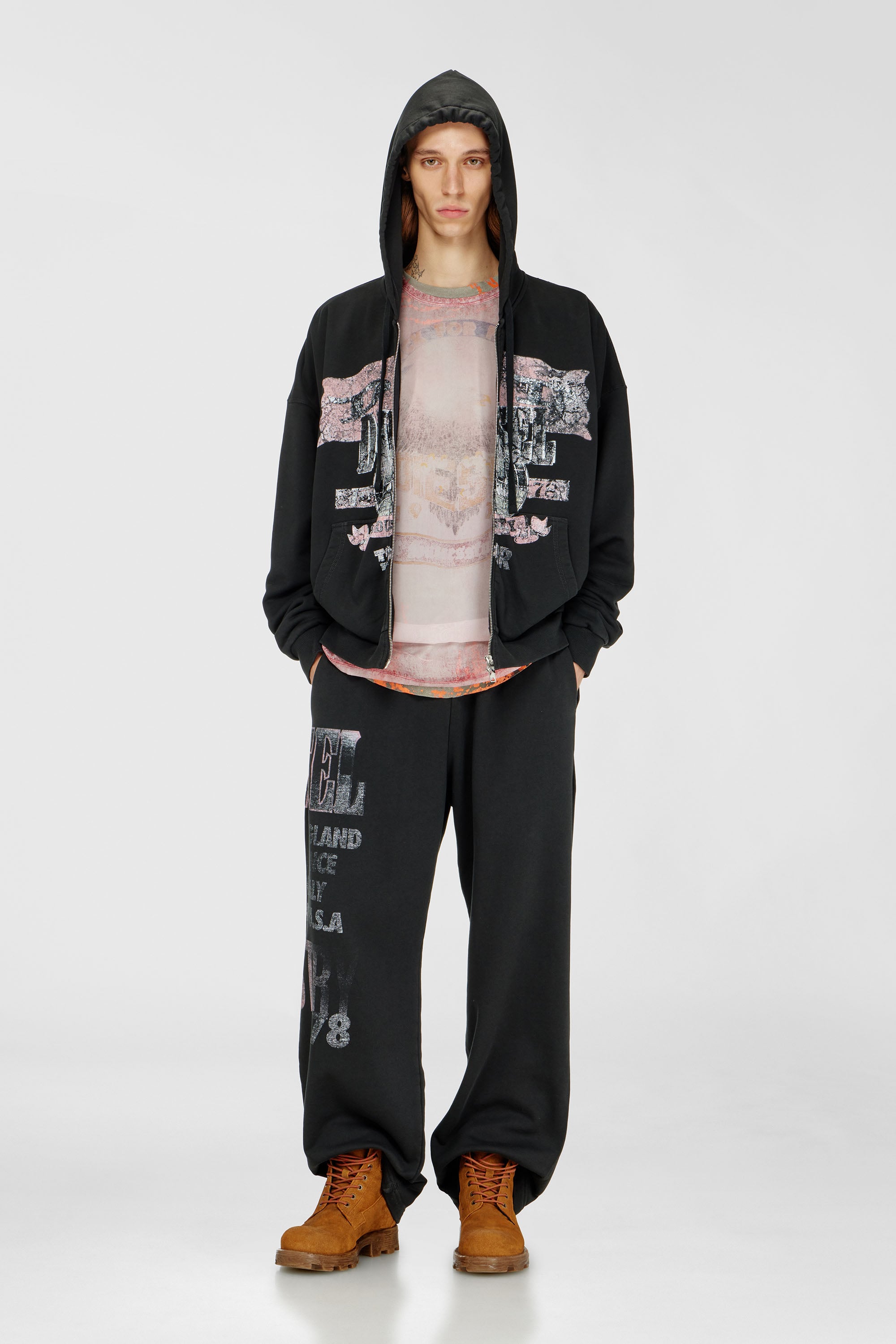 Diesel - S-WILL-ZIP, Sweat &agrave; capuche zipp&eacute; avec motifs concert Homme in Noir - 1