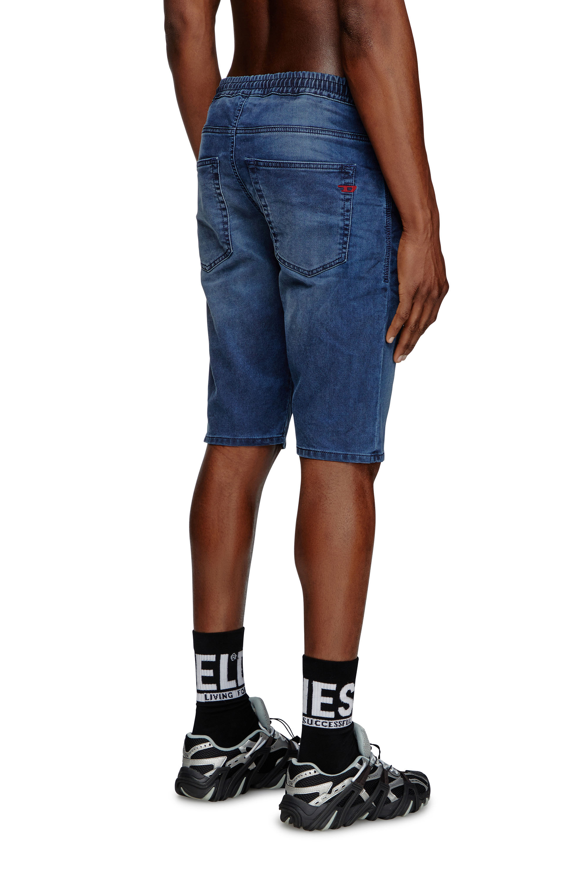 Diesel - 2033 D-KROOLEY-SHORT JOGG, Short chino en JoggJeans Homme in Bleu - 4