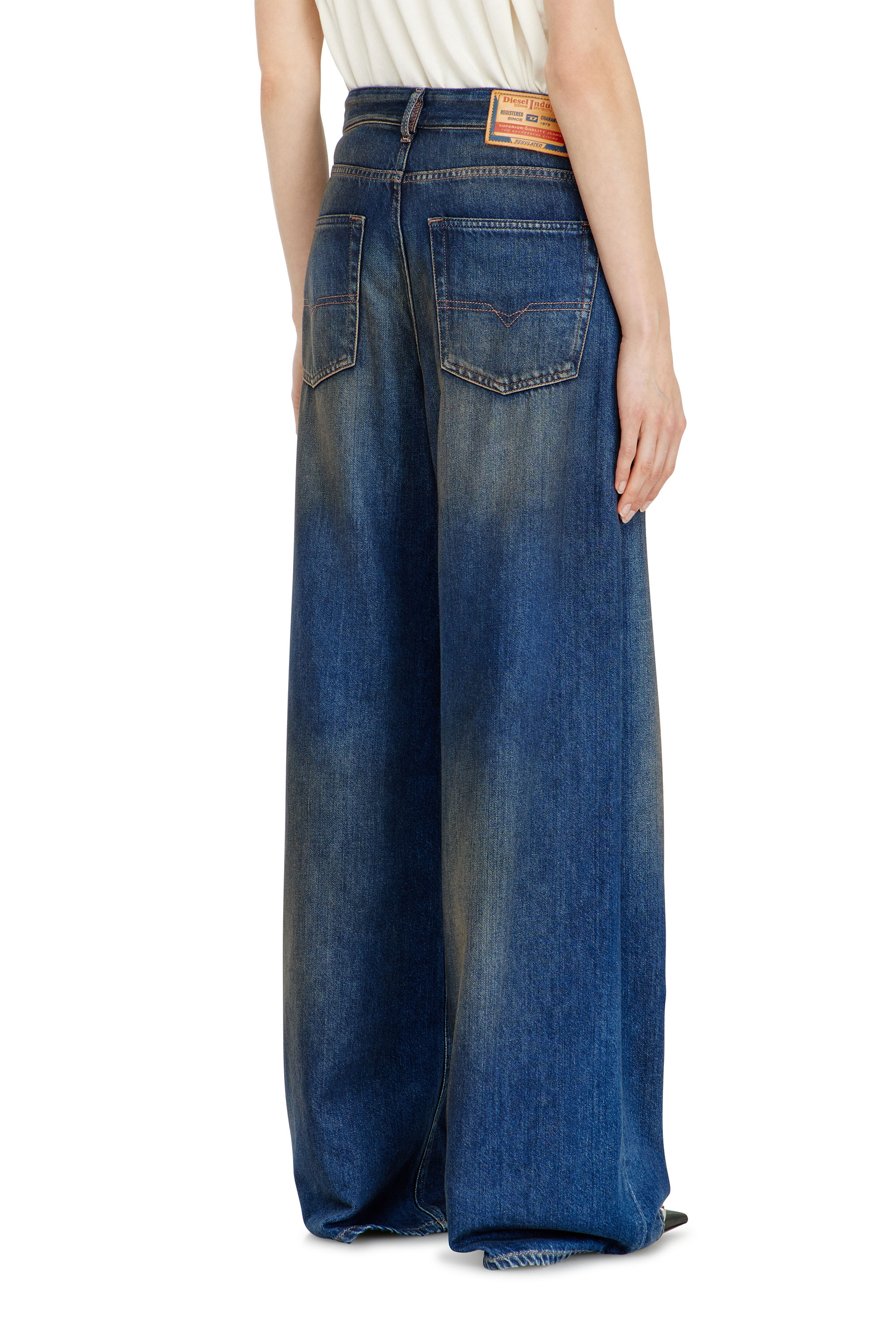 Diesel - Relaxed Jeans 1996 D-Sire 09P47 Donna, Blu Scuro - Image 5