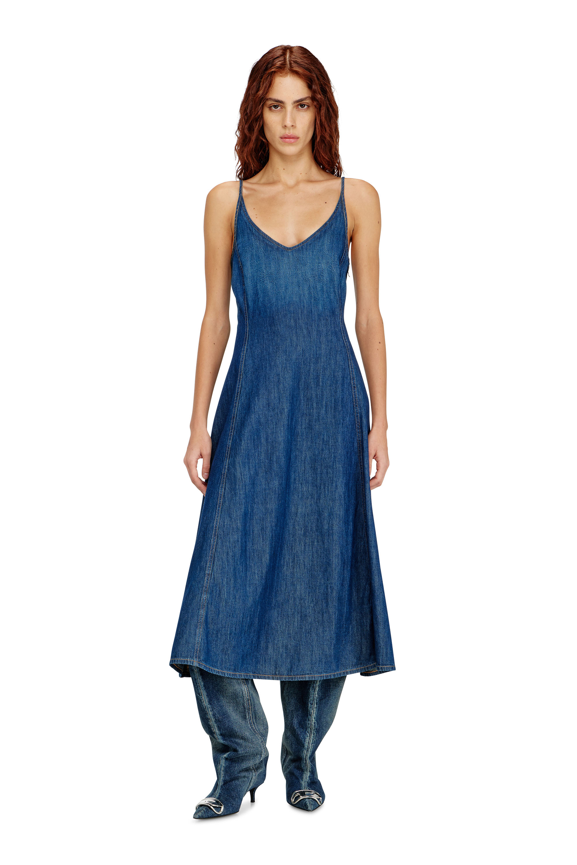 Diesel - DE-BELD-D, Robe midi en denim d&eacute;lav&eacute; propre Femme in Bleu - 3