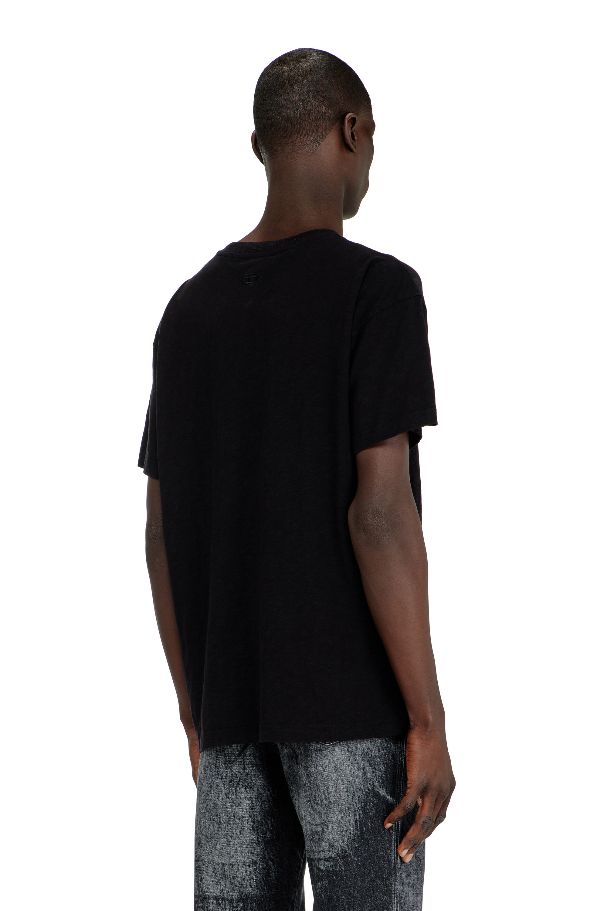 Diesel - T-NORM-AA2, T-shirt en coton &agrave; col rond avec imprim&eacute; foil Homme in ToBeDefined - 4