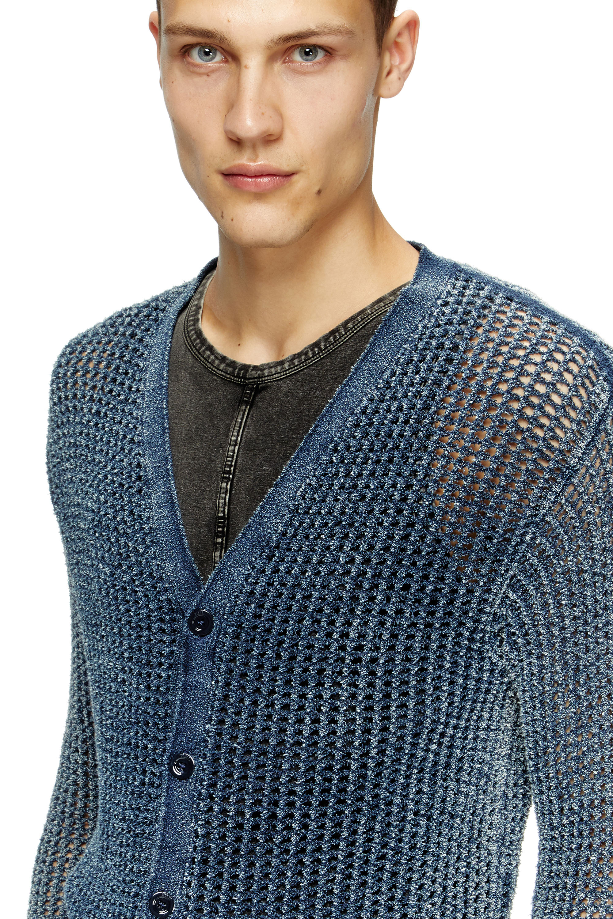 Diesel - K-REDRAM, Cardigan en maille mesh en fil de denim Homme in Bleu - 5