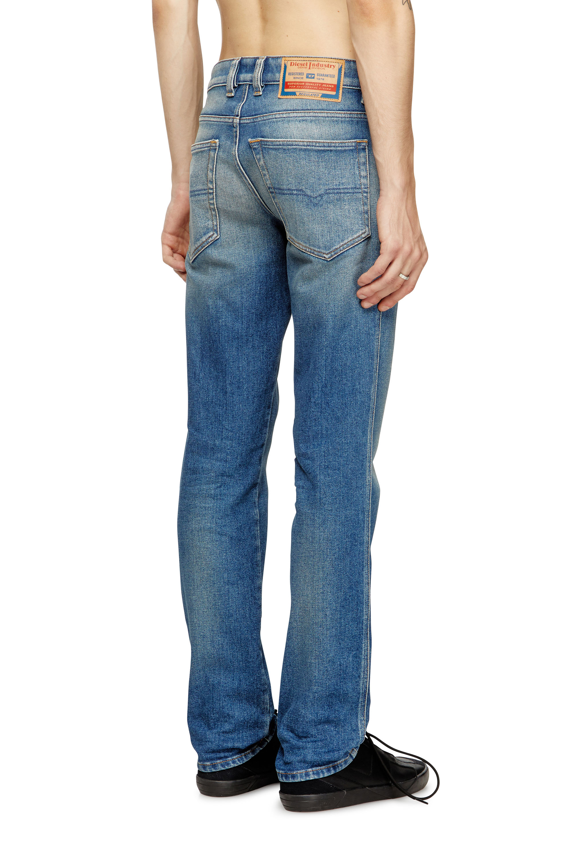 Diesel - Herren Slim Jeans 1993 D-Vyl 09M14, Mittelblau - 4