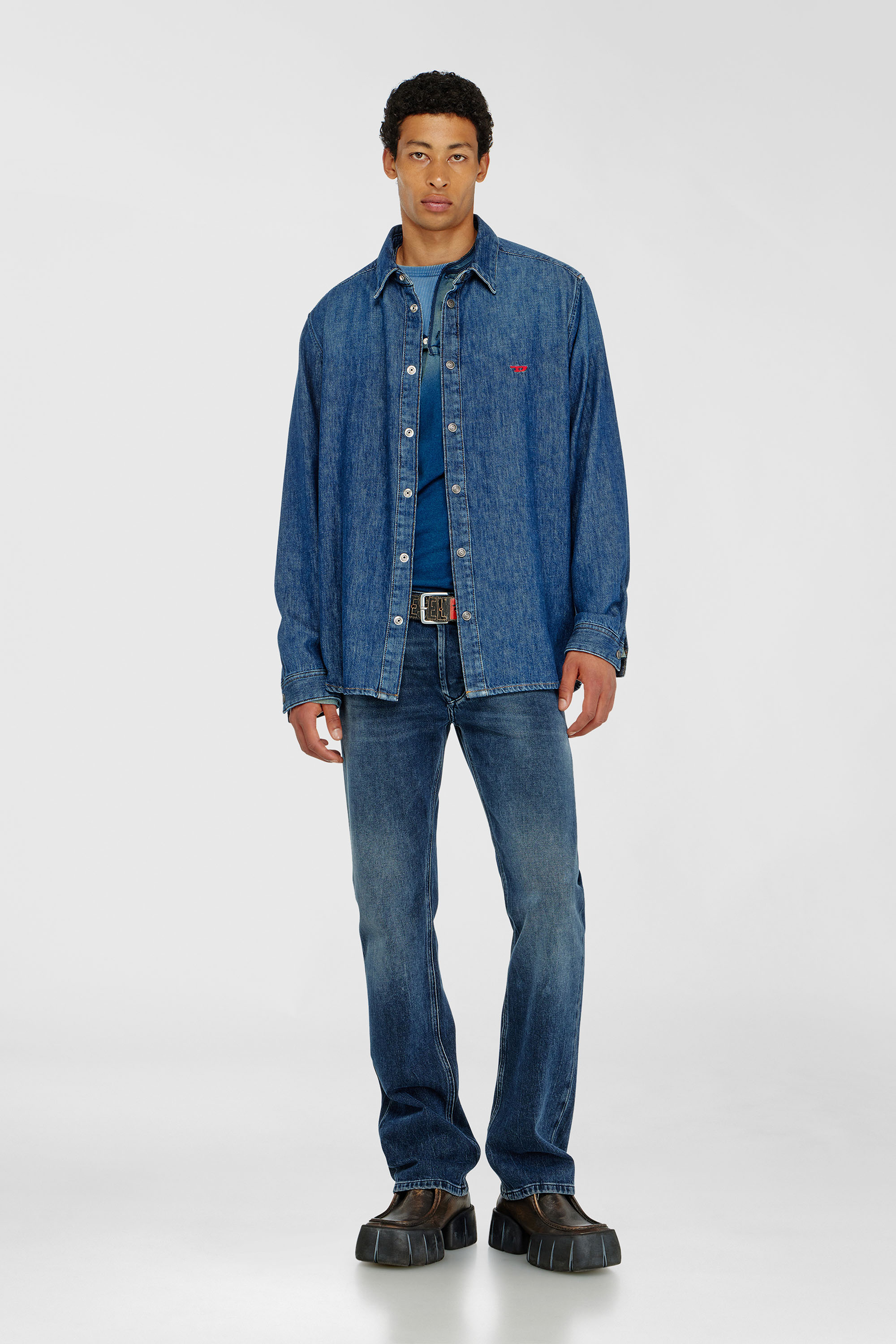 Diesel - Regular Jeans 1985 Larkee 0KBBM Uomo, Blu Scuro - Image 1
