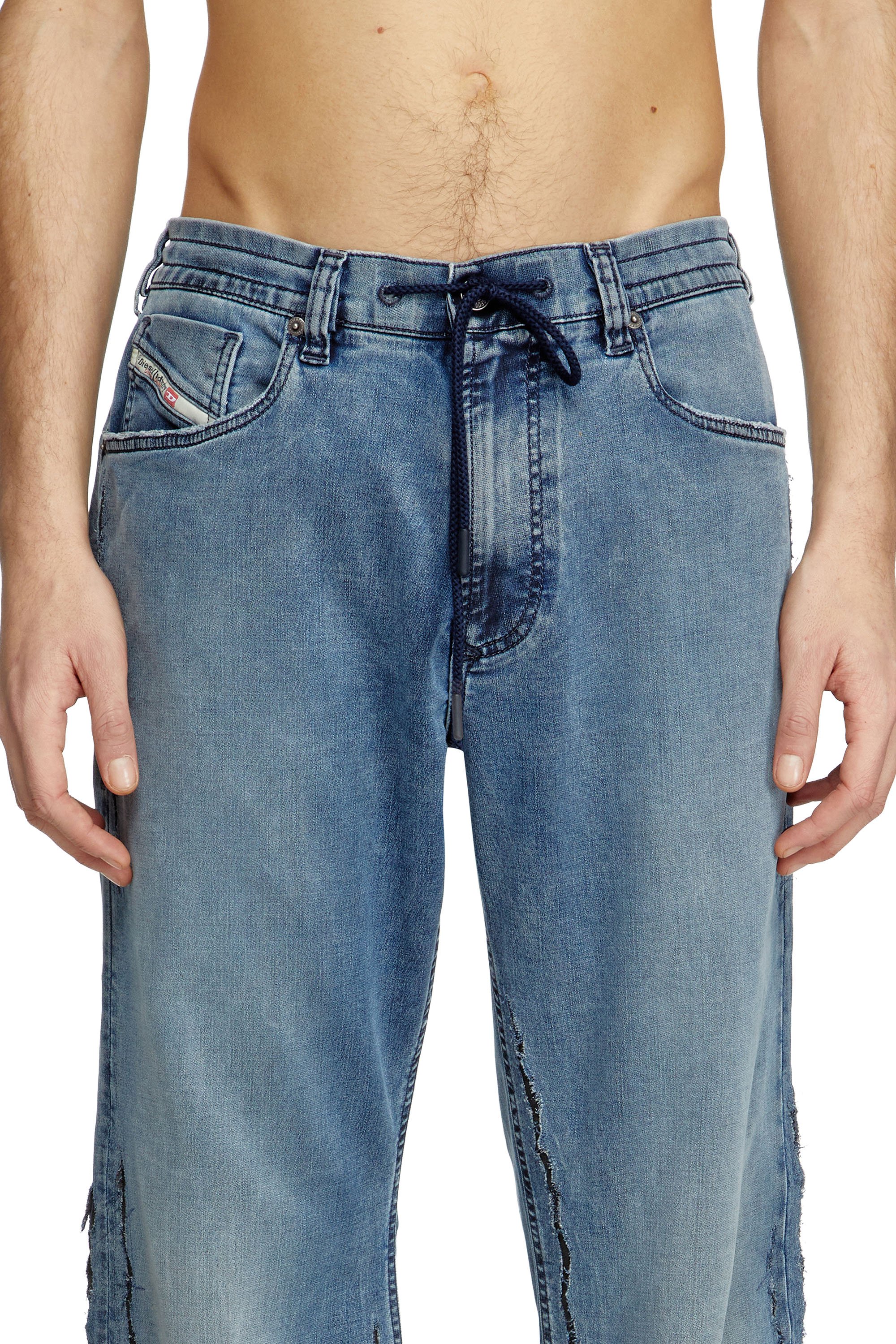 Diesel - Relaxed 2080 D-Reel Joggjeans® 09K64 Uomo, Blu medio - Image 4