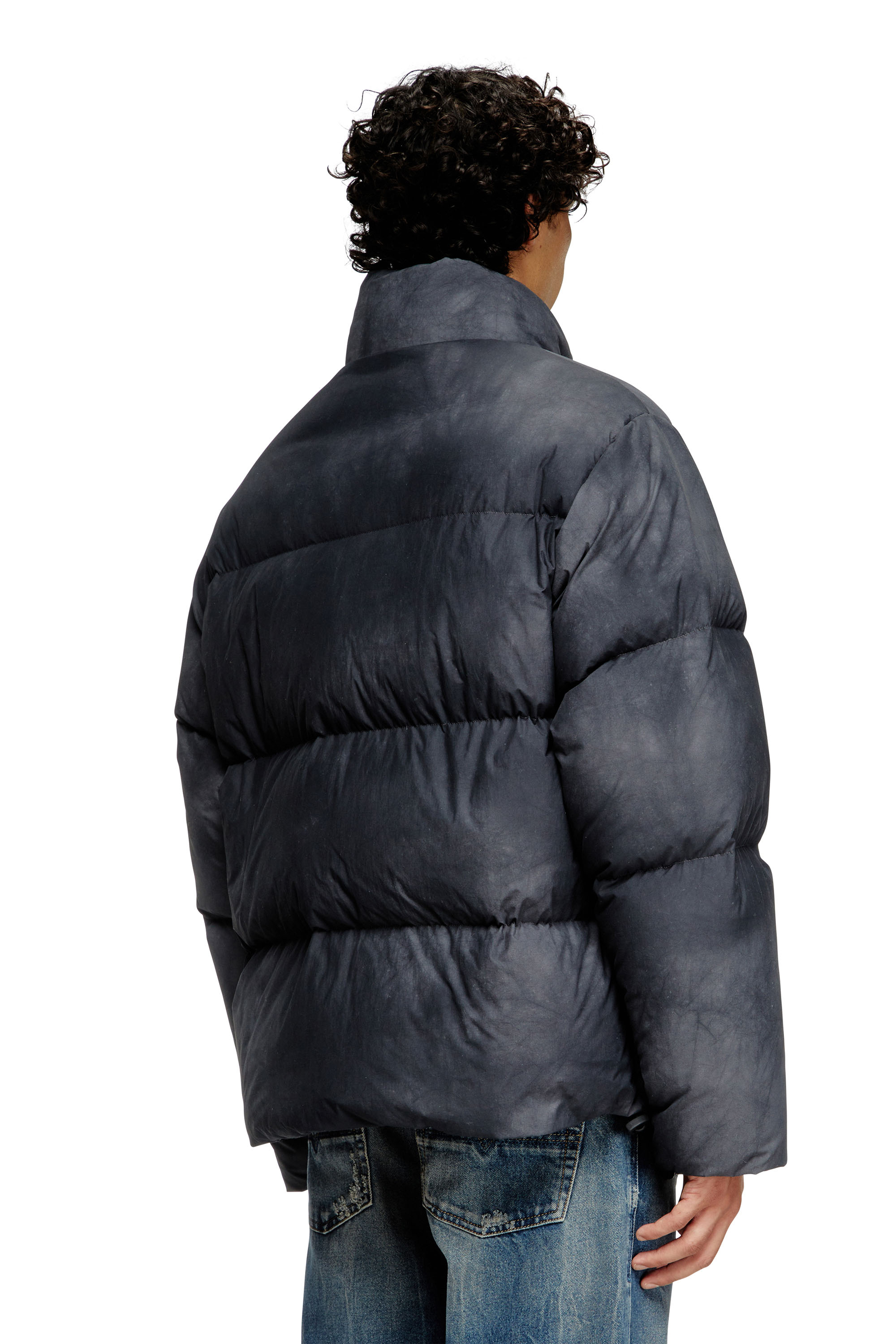 Diesel - W-RAVEEL, Piumino con cappuccio in nylon sfumato Uomo in Nero - 4