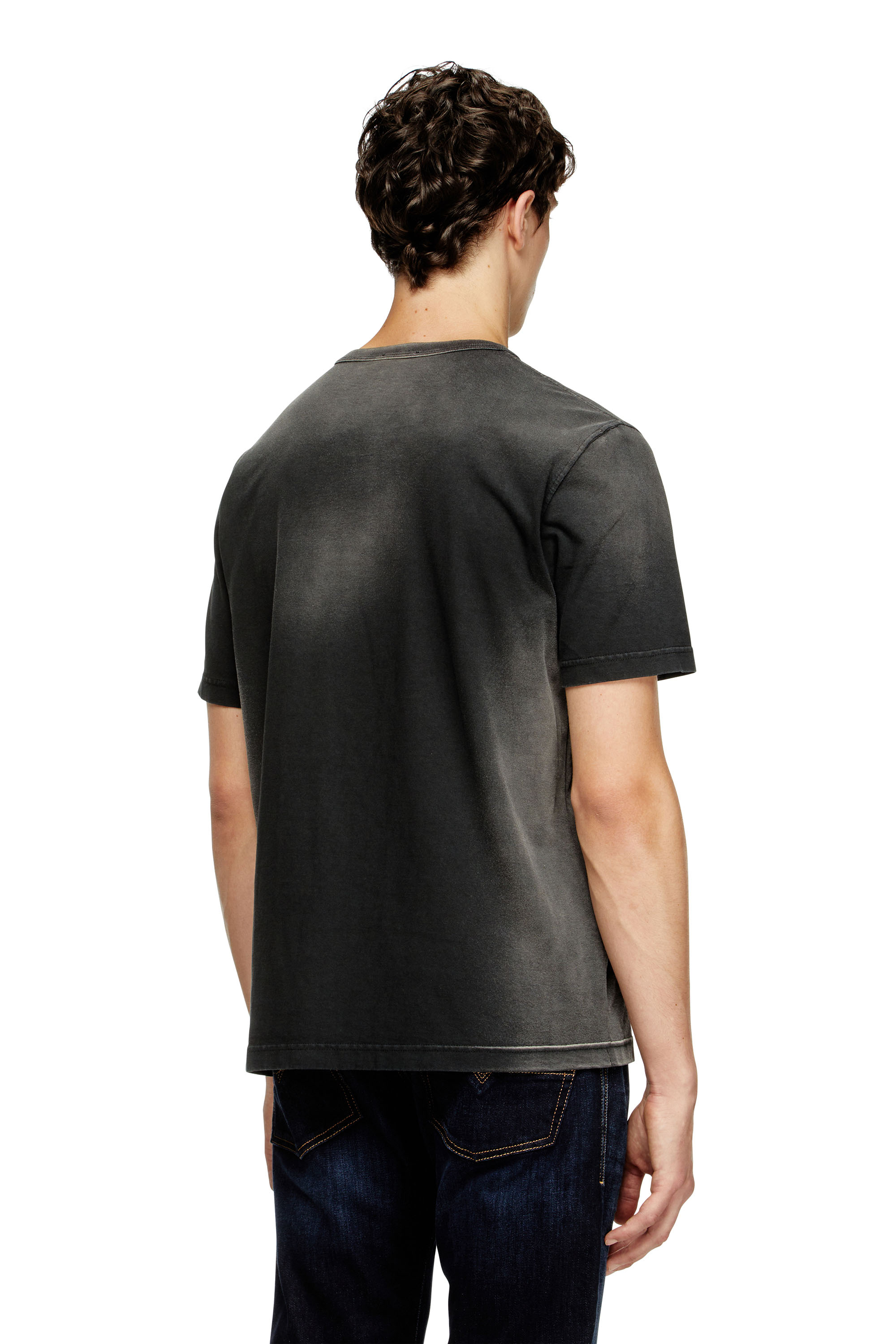 Diesel - T-ADJUST-Q8, T-shirt délavé avec cut-out Oval D Homme in Noir - 4