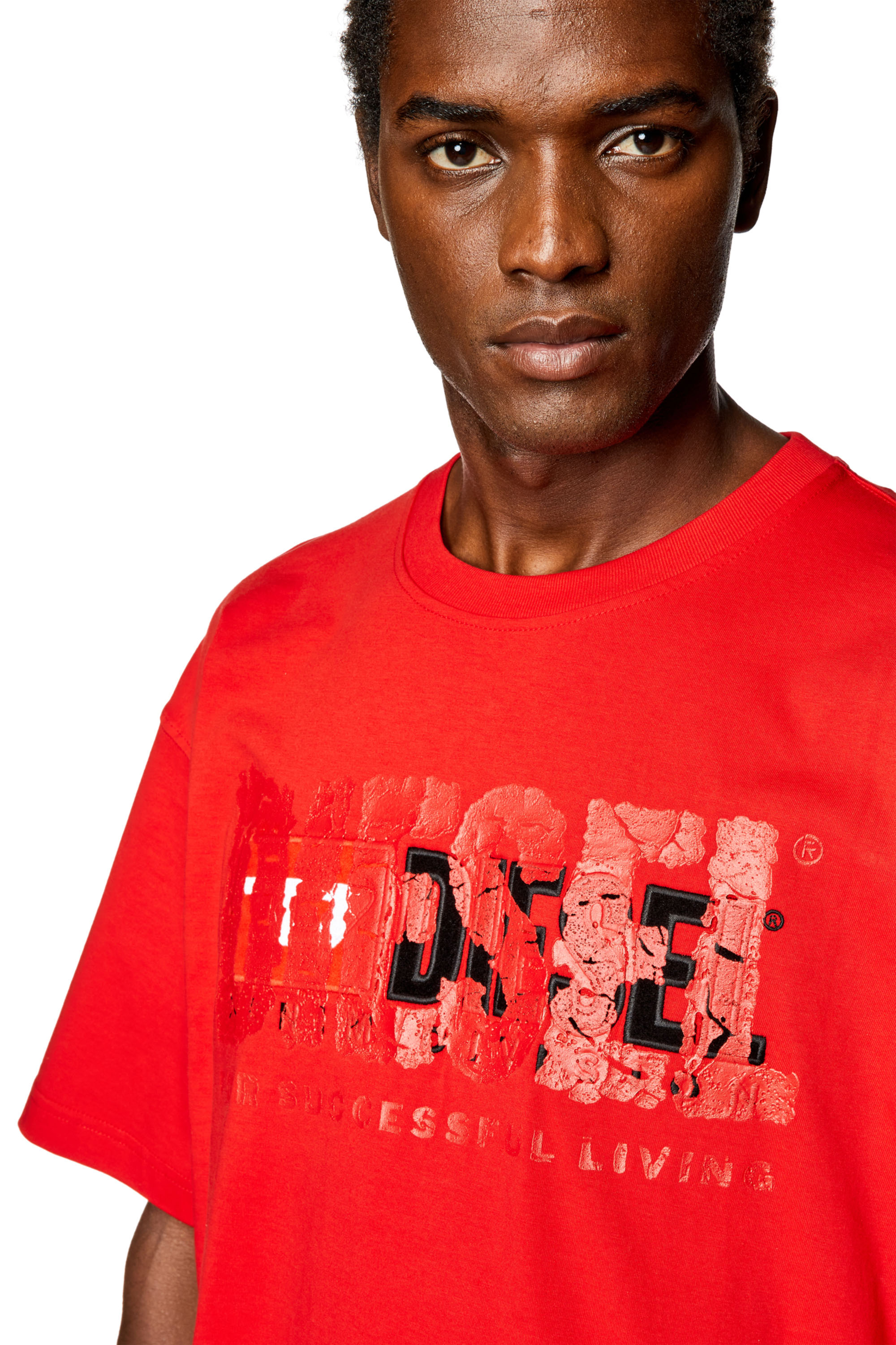 Diesel - T-NABEL-M1, Uomo T-shirt con doppio logo in Rosso - Image 5
