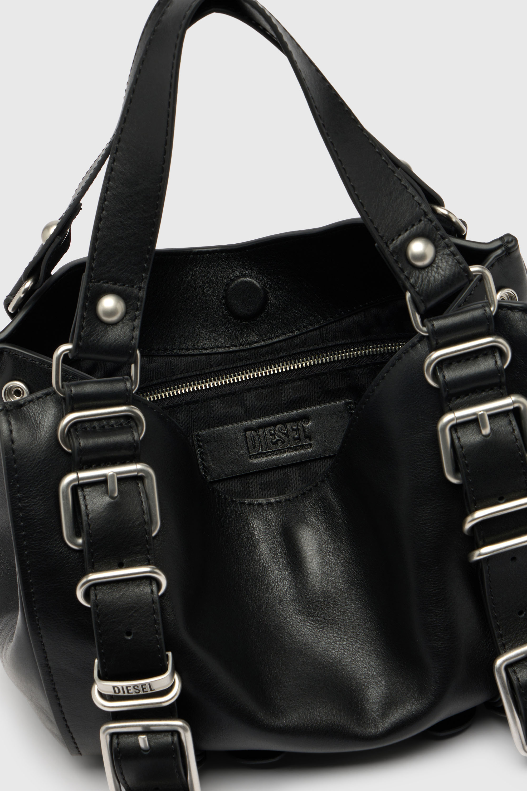 Diesel - D-ONE TOPHANDLE S, Woman's D-One-Small top-handle bag in treated leather in Black - 5