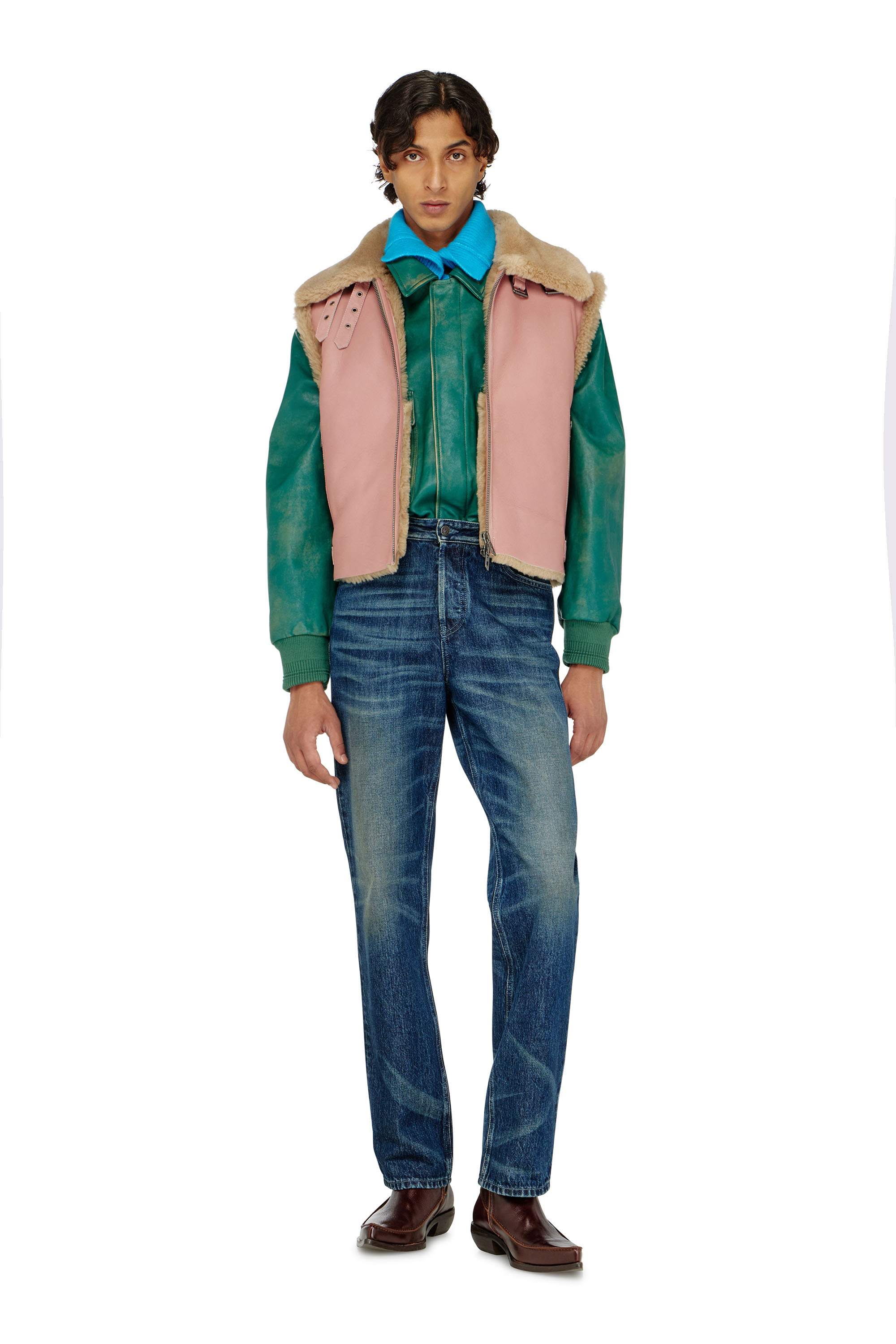 Diesel - L-HONT, Gilet in pelle shearling Uomo in Rosa - 2