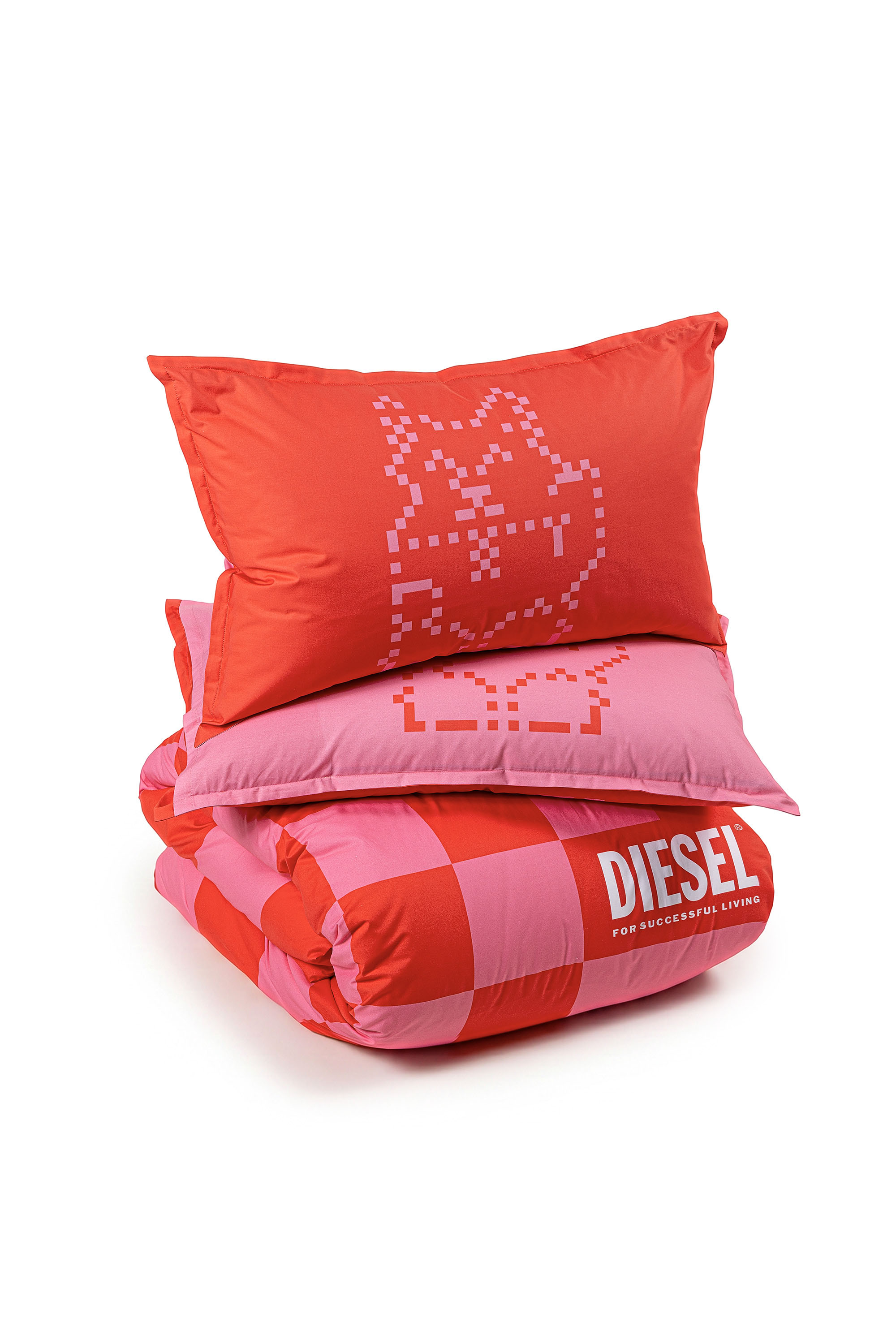 Diesel - 1018118  PIXEL DUCKS PINK/RED PERCALE DU, Unisex Perkal-Bettw&auml;sche-Set f&uuml;r Queen-Size-Bett in Rot - 2