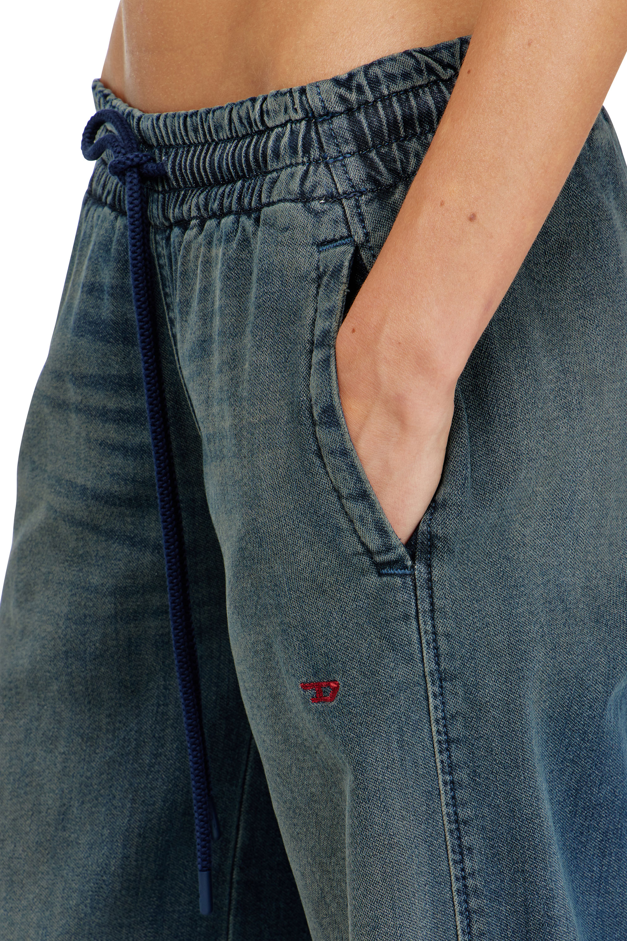 Diesel - Relaxed 2078 D-Ainty Joggjeans&reg; 09N62 Donna, Blu Scuro - Image 4