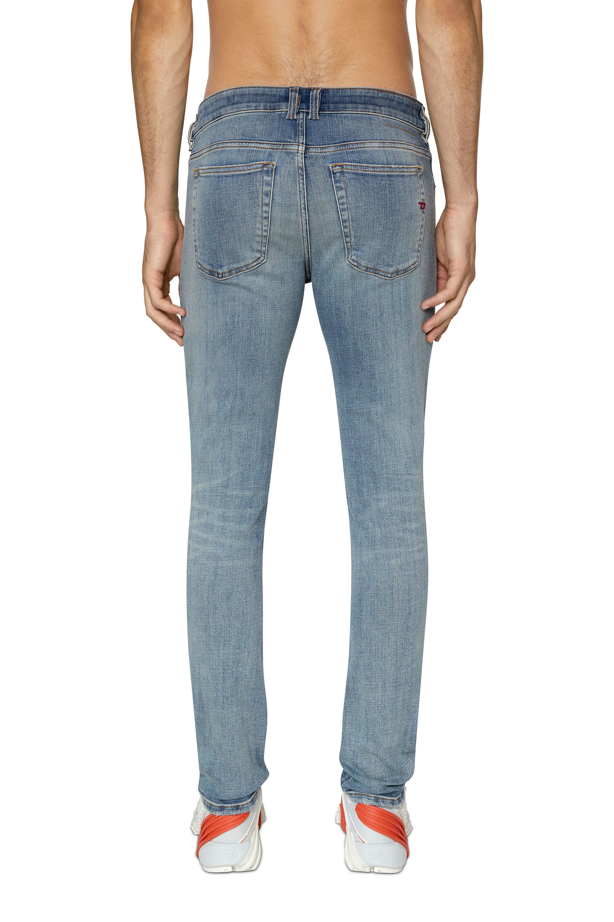 Diesel - 1979 Sleenker 09D95 Skinny Jeans, Hellblau - Image 2