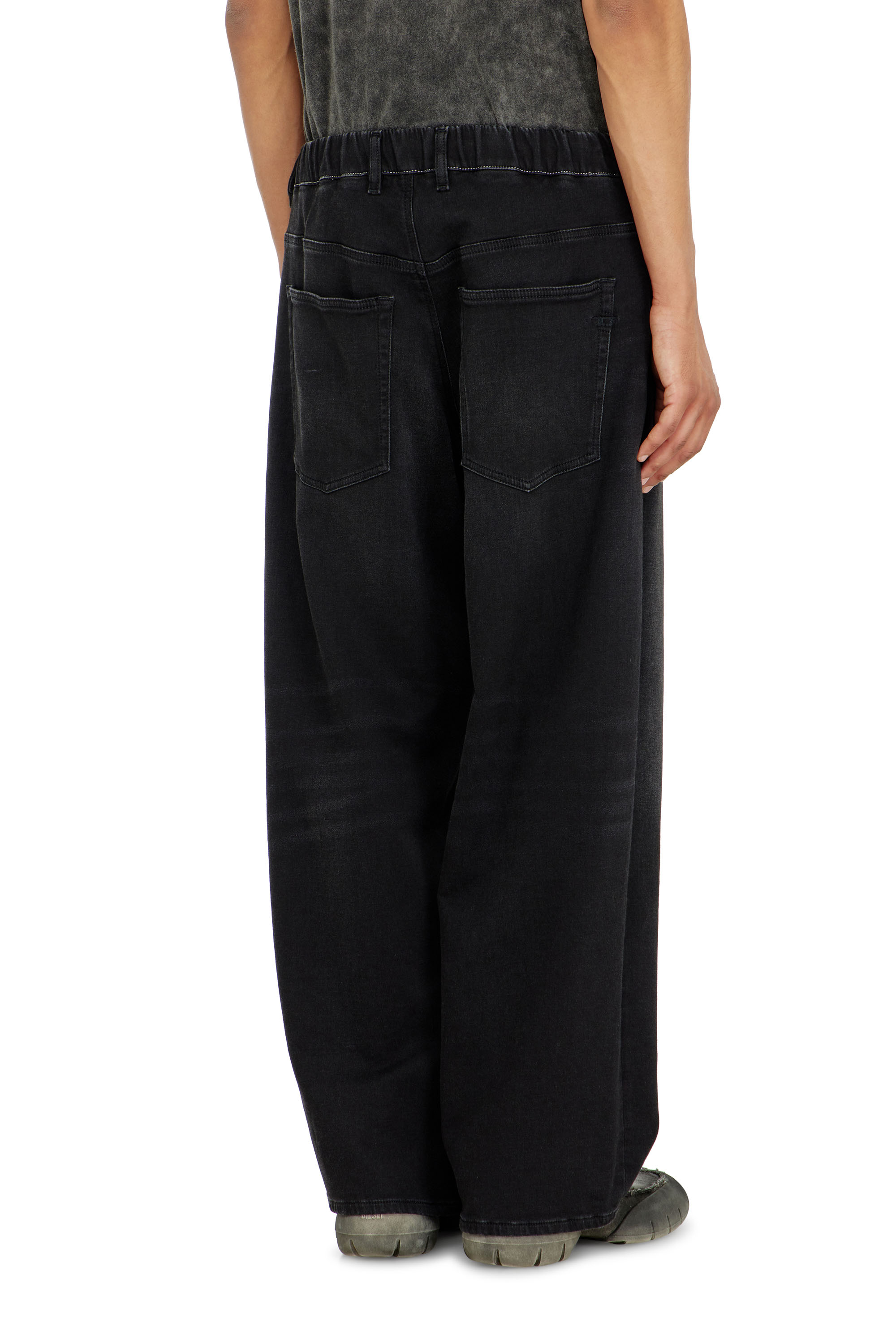 Diesel - Unisex Relaxed 2097 D-Enim-M Joggjeans&reg; 09P90, Schwarz/Dunkelgrau - 3